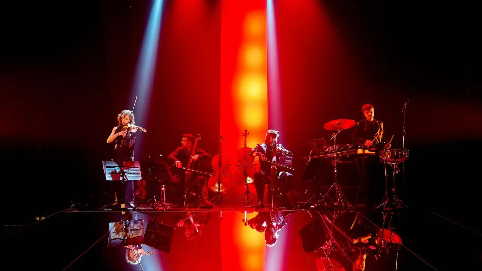 Suakai lleva 'Natura' al Teatro Gayarre.