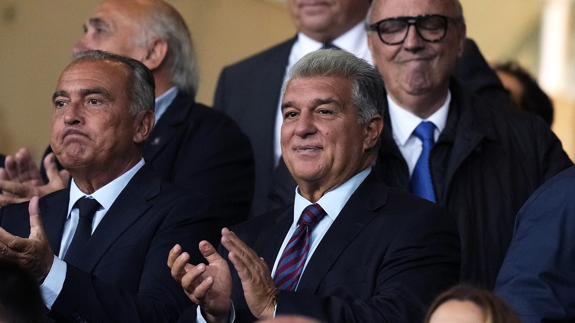 El presidente del Barcelona, Joan Laporta, momentos antes del partido de LaLiga entre el Barcelona y el Elche, /
