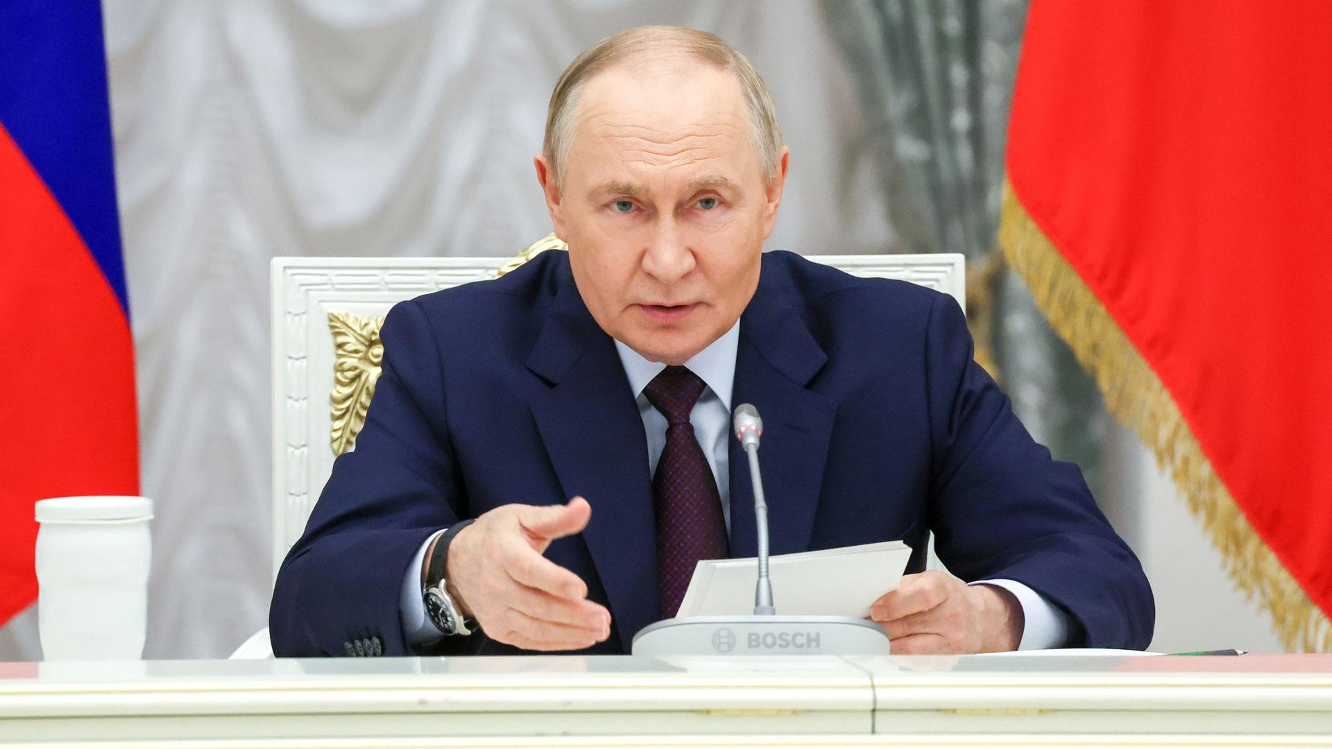 El presidente ruso, Vladímir Putin, ve con preocupación las intenciones de Washington y se prepara para responder si lo considerara necesario