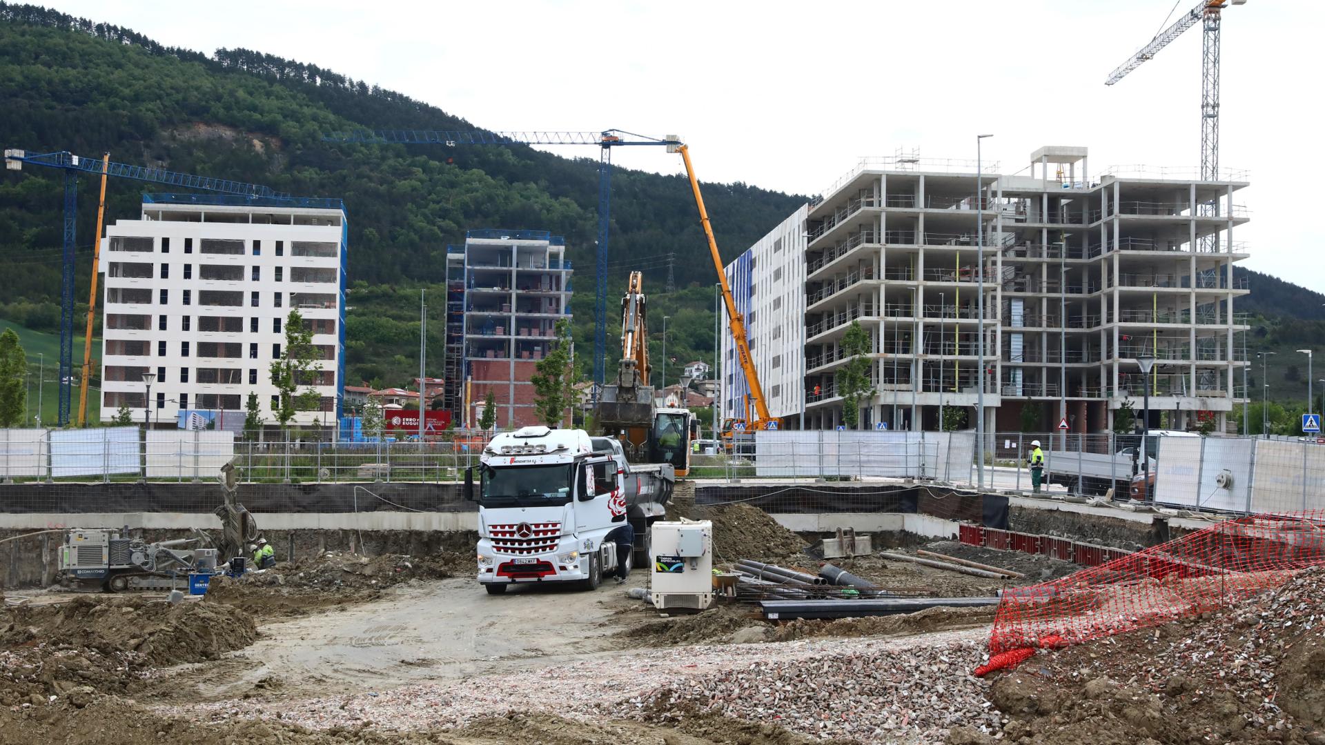 Imagen de archivo de los edificios en construcción en la urbanización Etxebakar