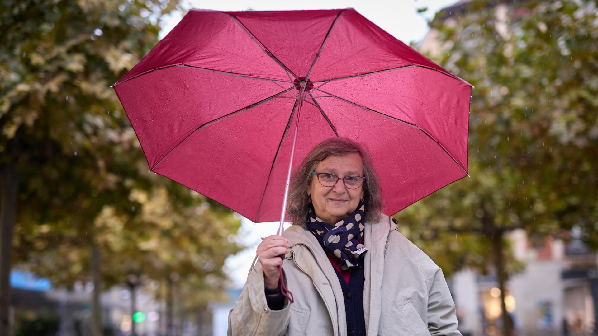 Clara Obligado, retratada este jueves 6 de noviembre por la tarde en la avenida de Carlos III de Pamplona