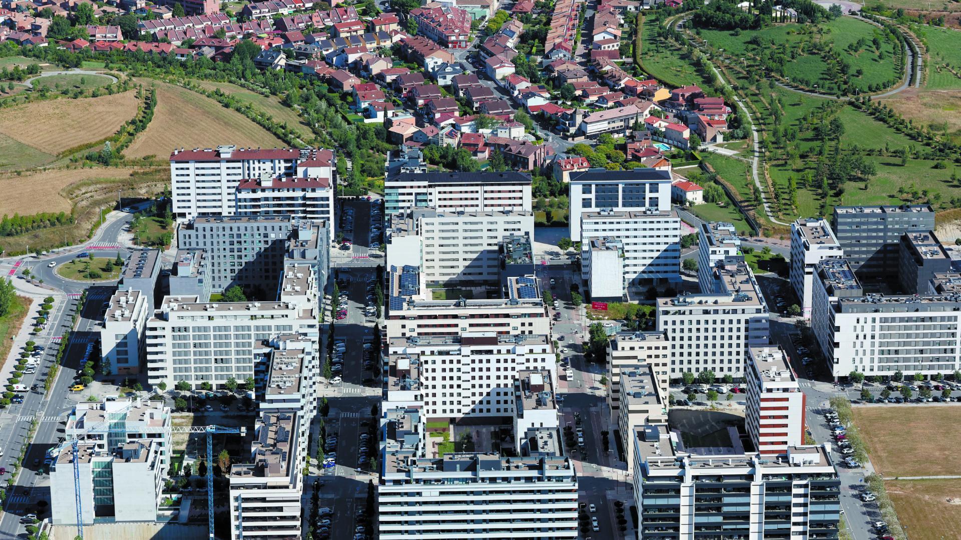 Vista aérea de Lezkairu y Mutilva