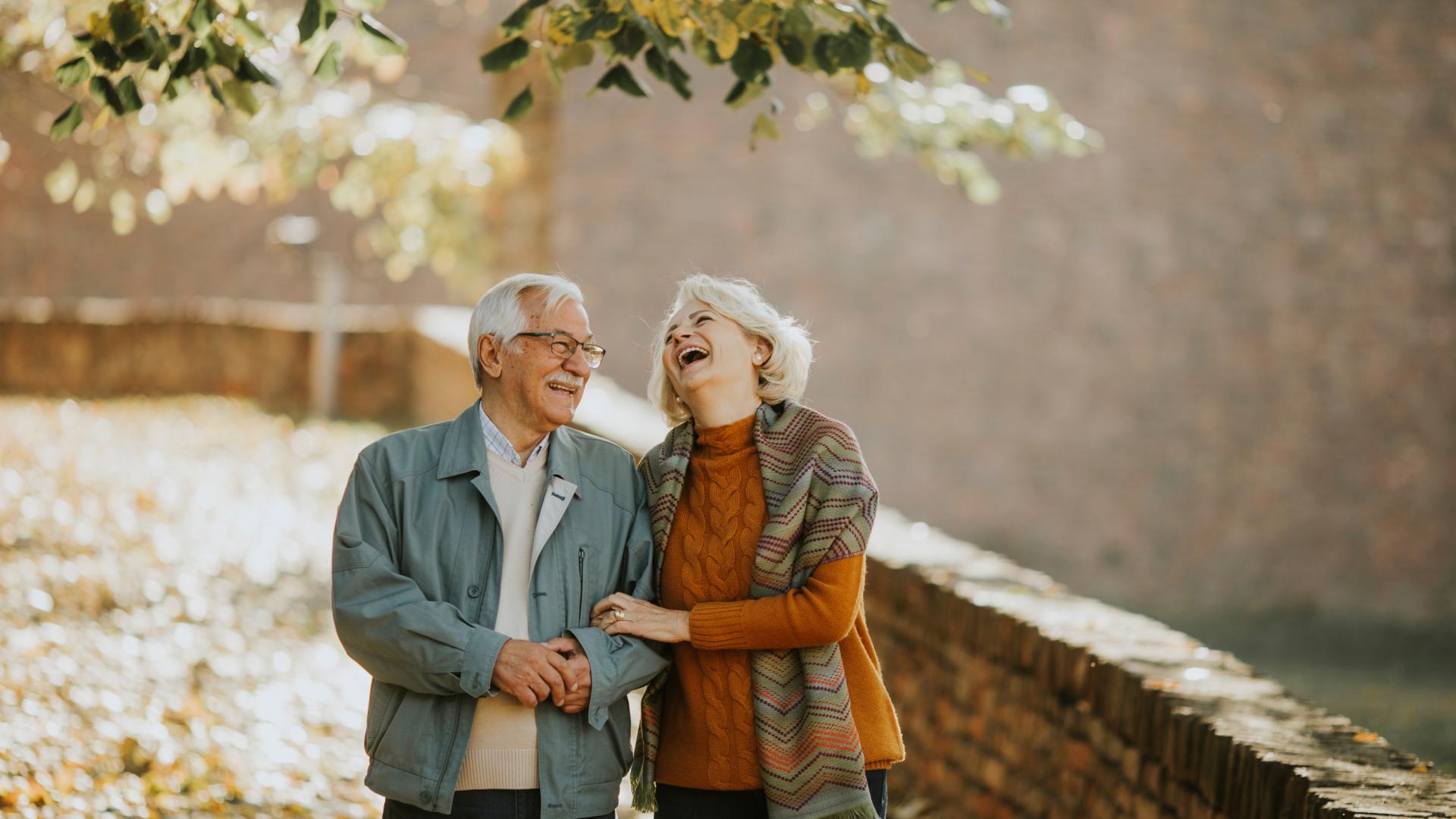 Todos los participantes del estudio tenían pareja y entre 56 y 89 años