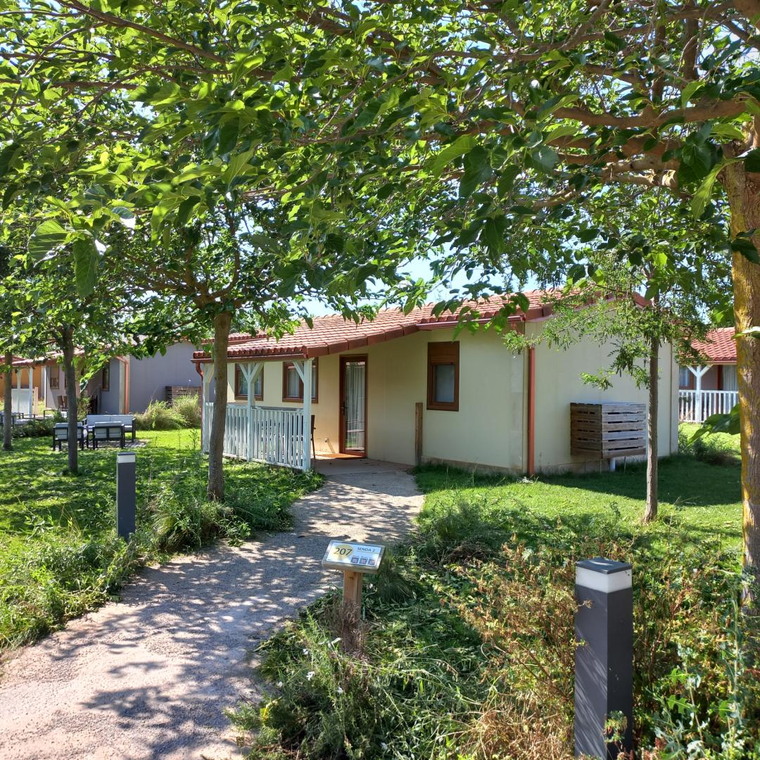 Una de las villas de Natura Resorts