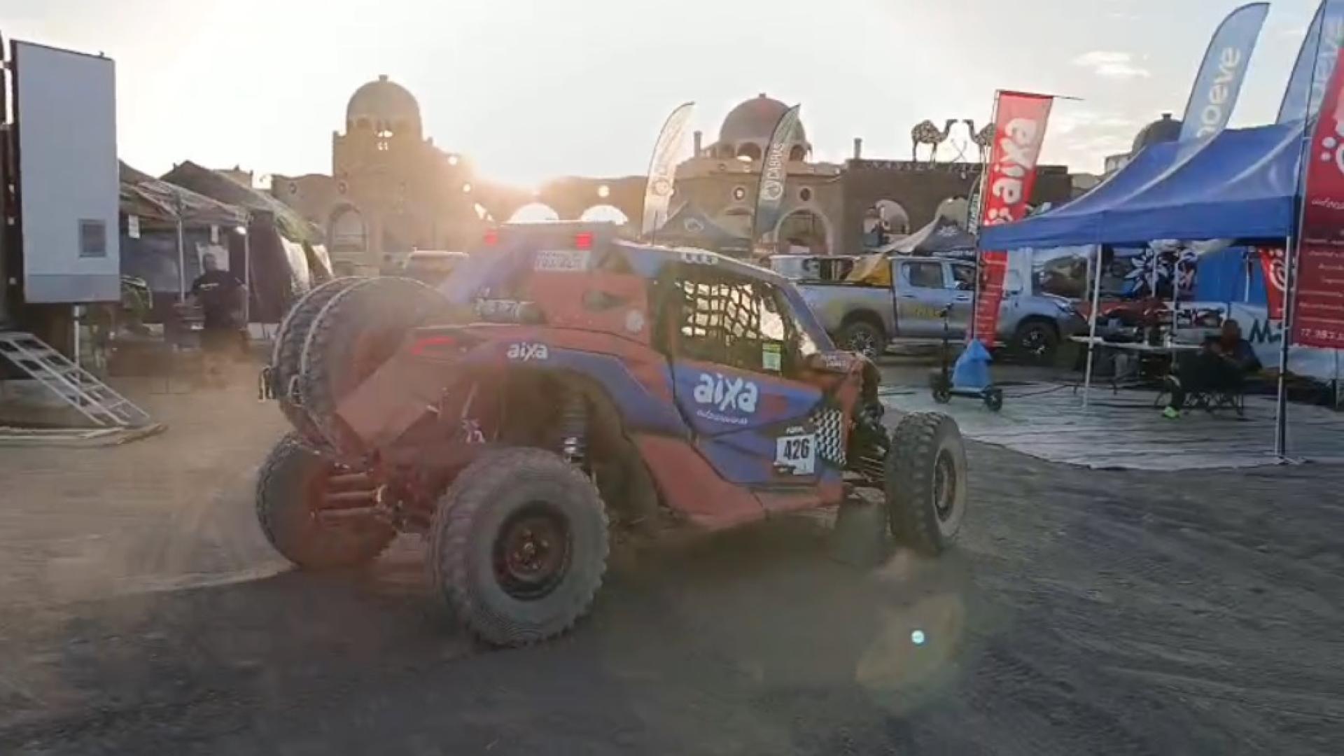 El buggy de Marino Zulet, en la meta tras la segunda etapa