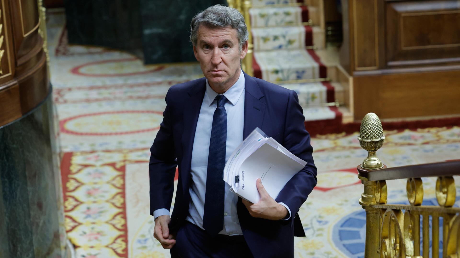 El líder del PP, Alberto Núñez Feijóo durante el pleno que celebra este miércoles el Congreso