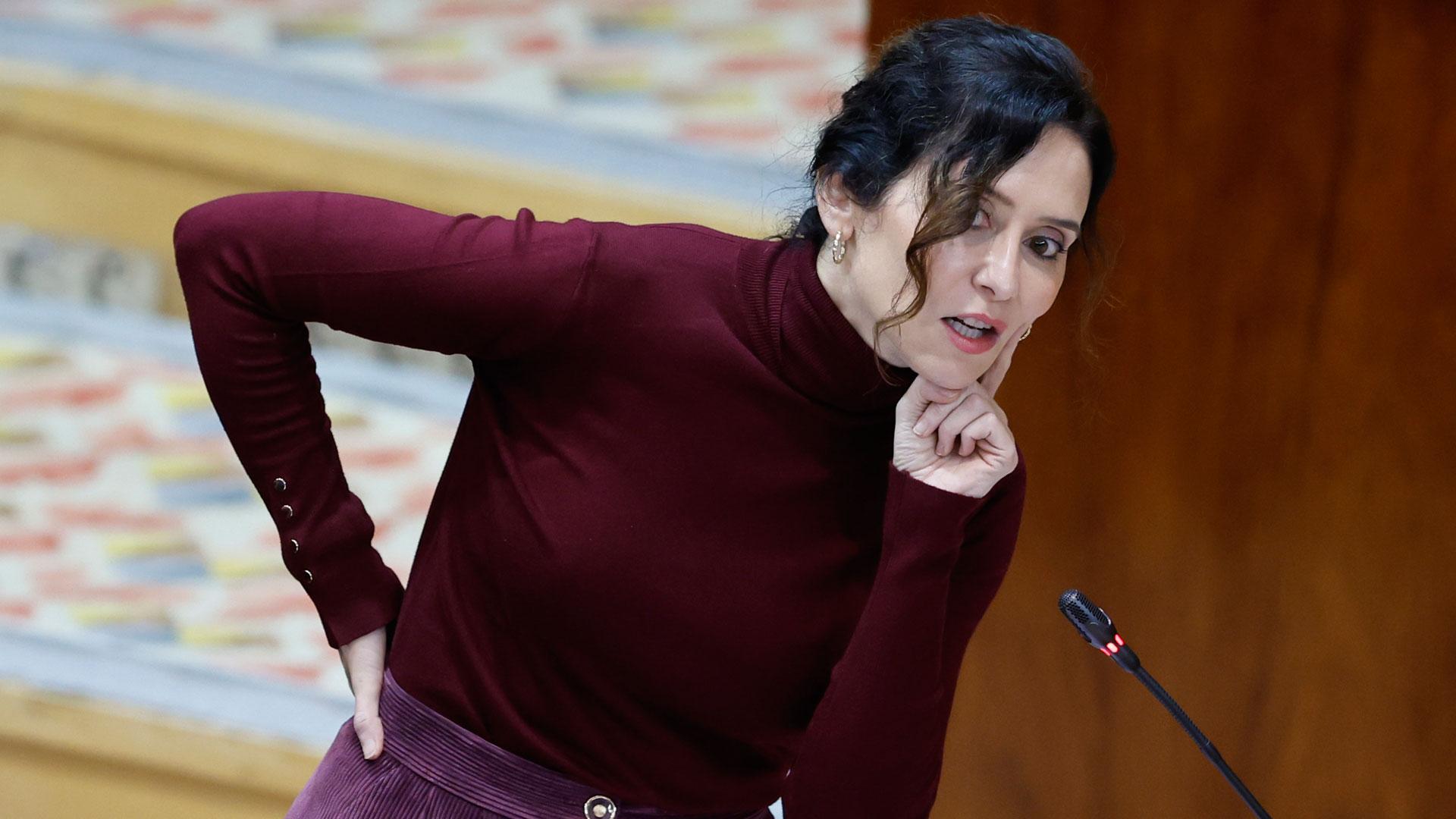 La presidenta regional, Isabel Díaz Ayuso interviene en el pleno de la Asamblea de Madrid, este jueve