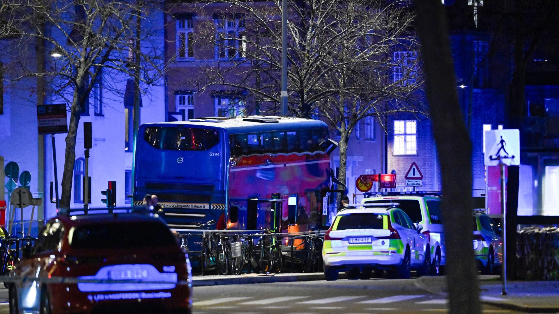 Varias personas han muerto y otras han resultado heridas al ser atropelladas este viernes por un autobús en el barrio de Östermalm, en el centro de Estocolmo
