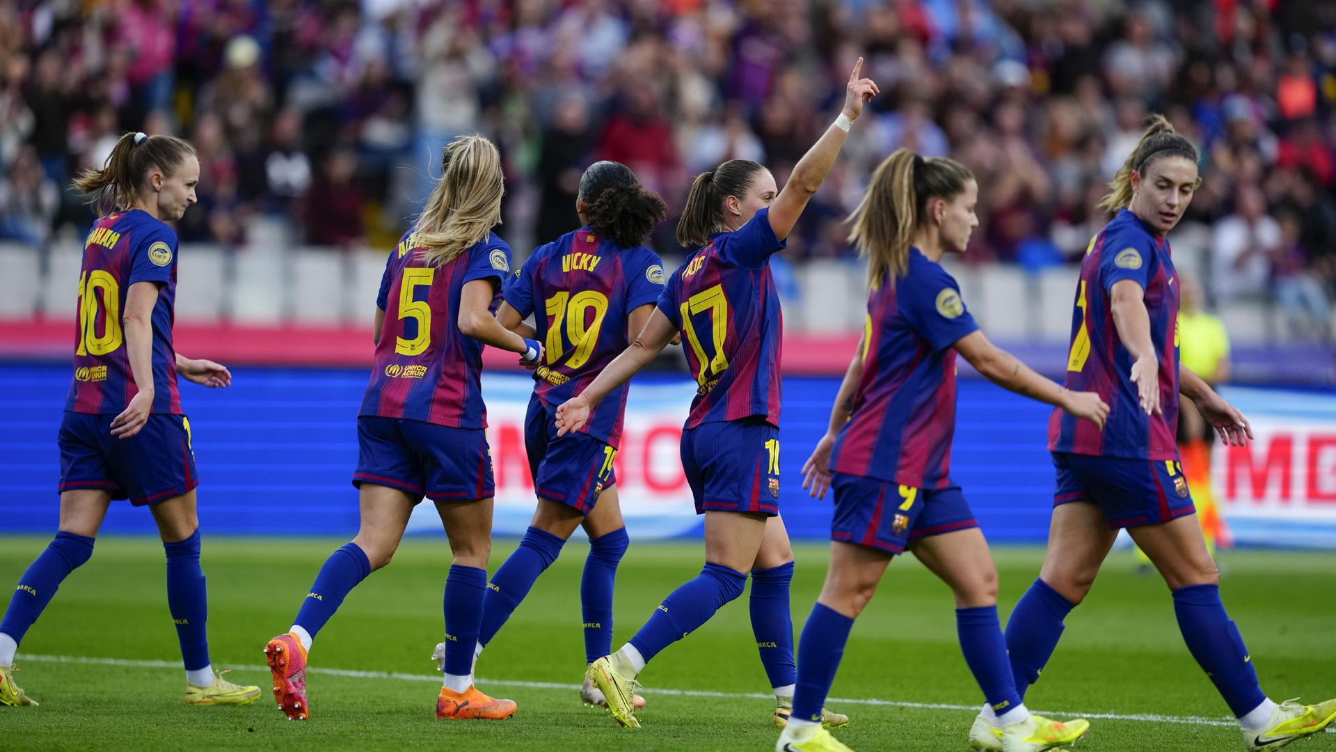 Ewa Pajor celebra su segundo gol
