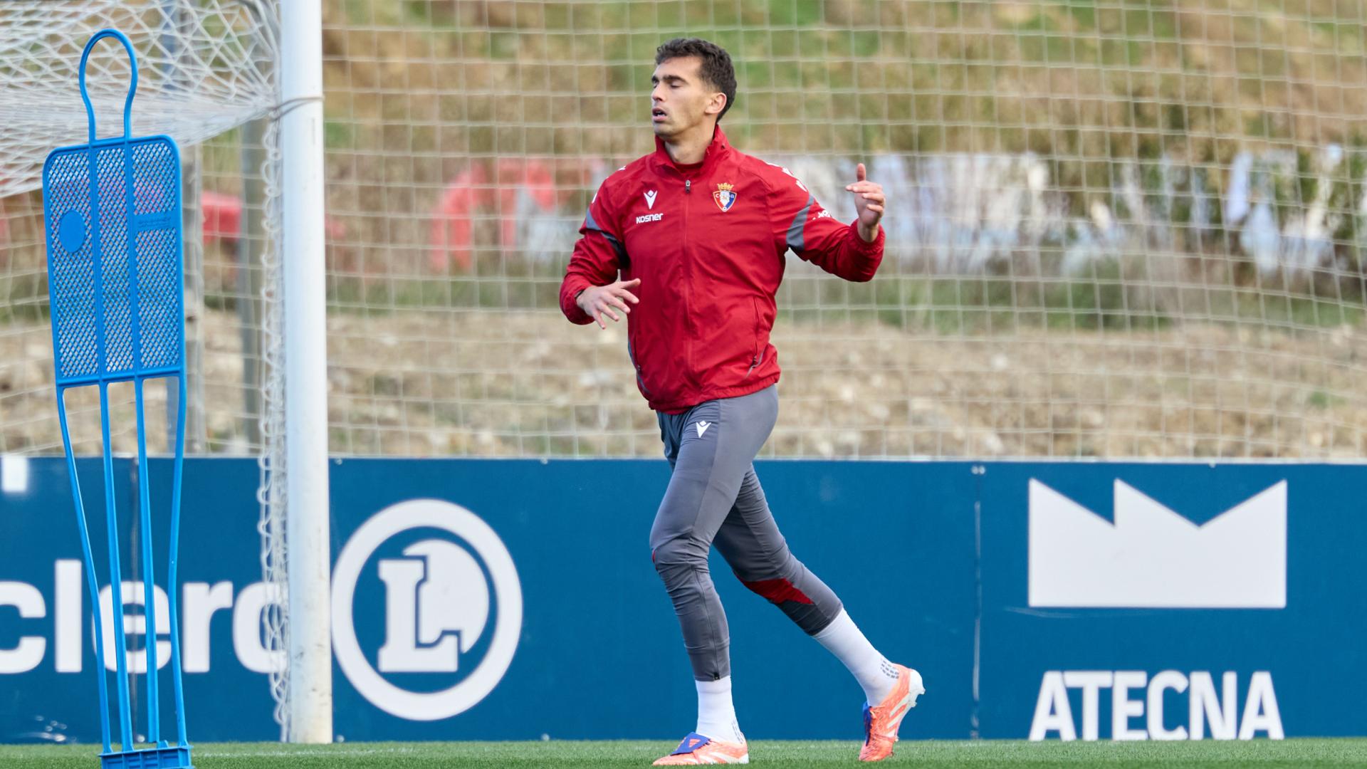Lucas Torró trabajó por su cuenta y tocó balón