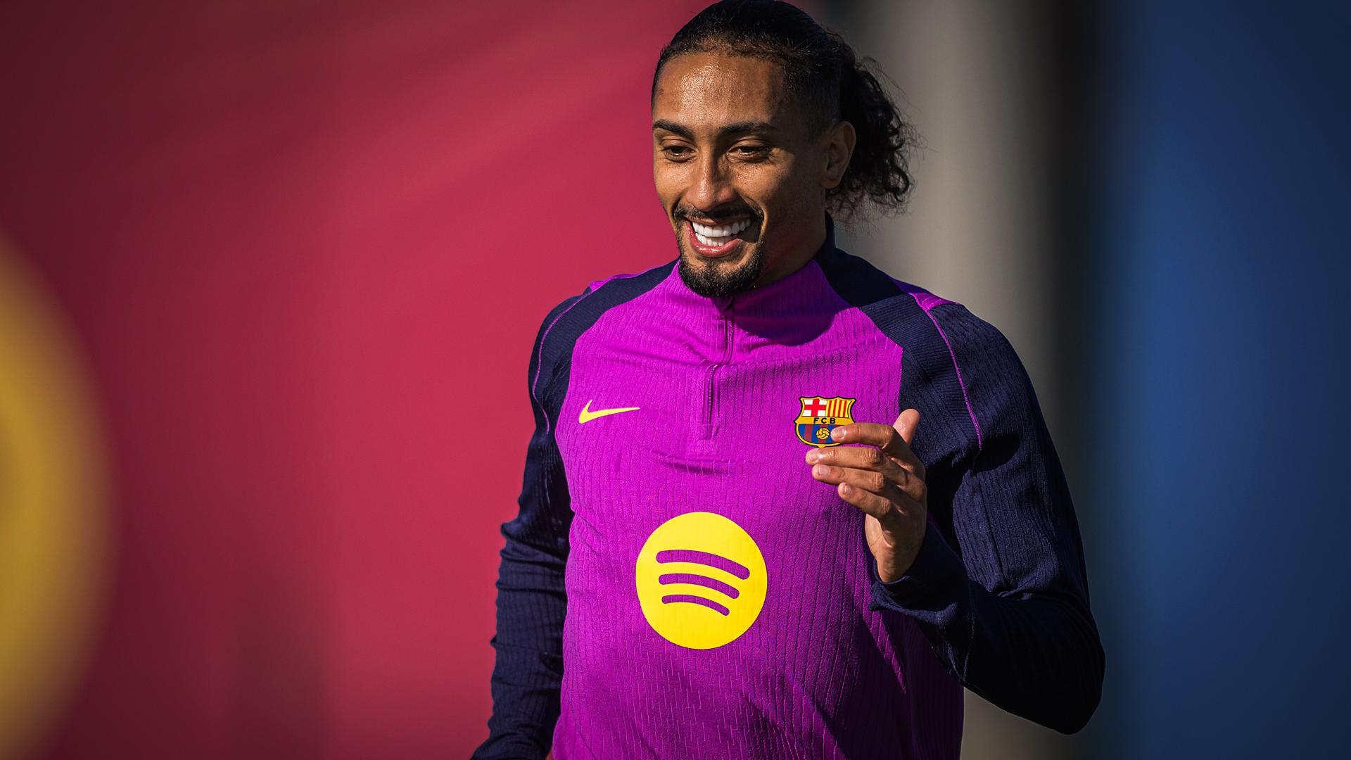 El jugador del FC Barcelona Raphinha en el entrenamiento de este martes, 18 de noviembre /