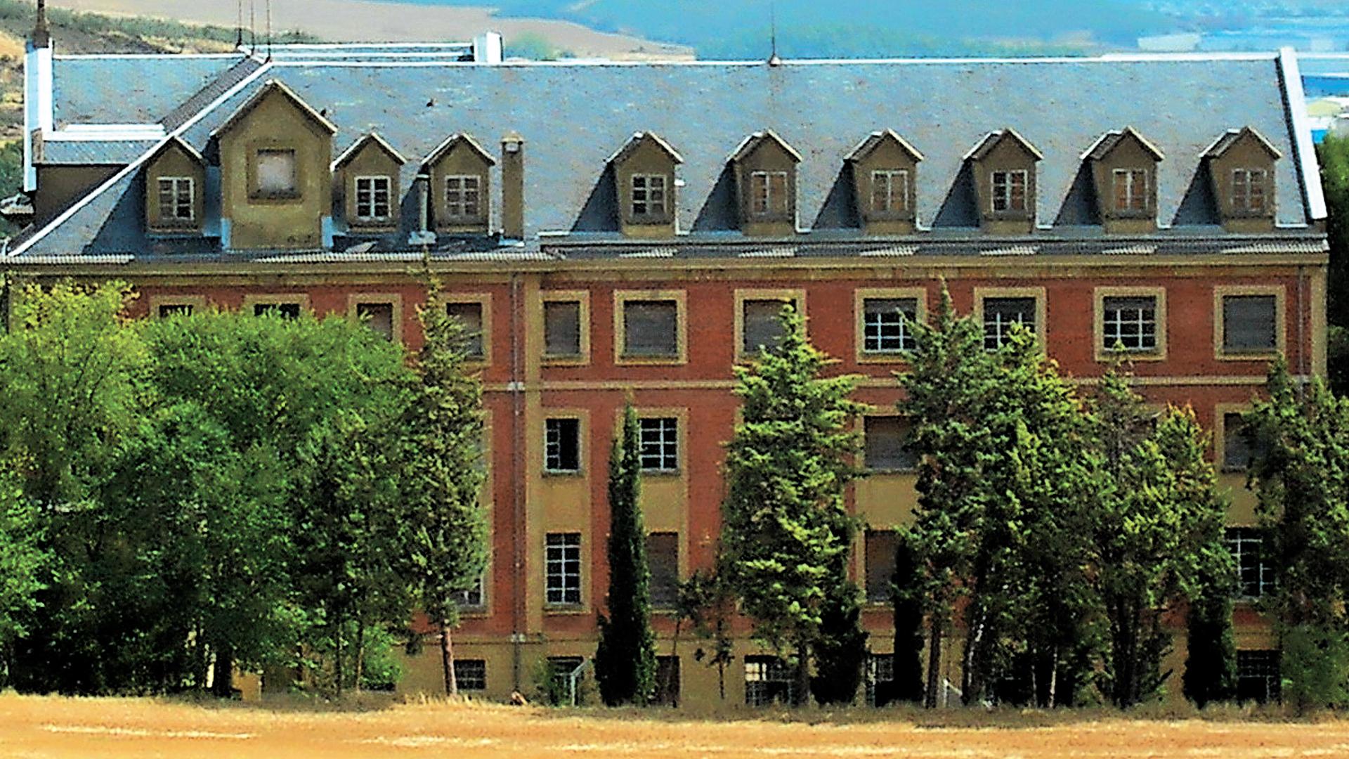 Edificio de la comunidad terapéutica de Proyecto Hombre en Estella /