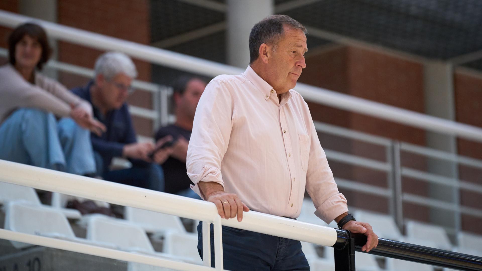 Rafa del Amo, presidente de la FNF, en el Txantrea-Hispania de fútbol sala
