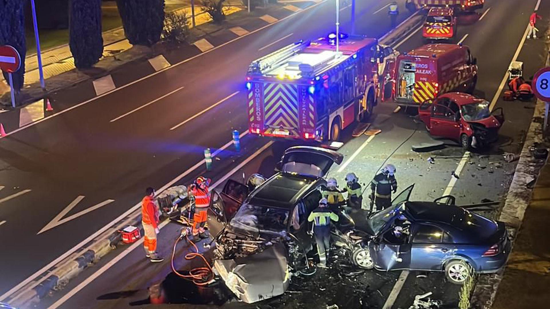 Imagen del accidente por colisión múltiple en la A-12 en Zizur Mayor