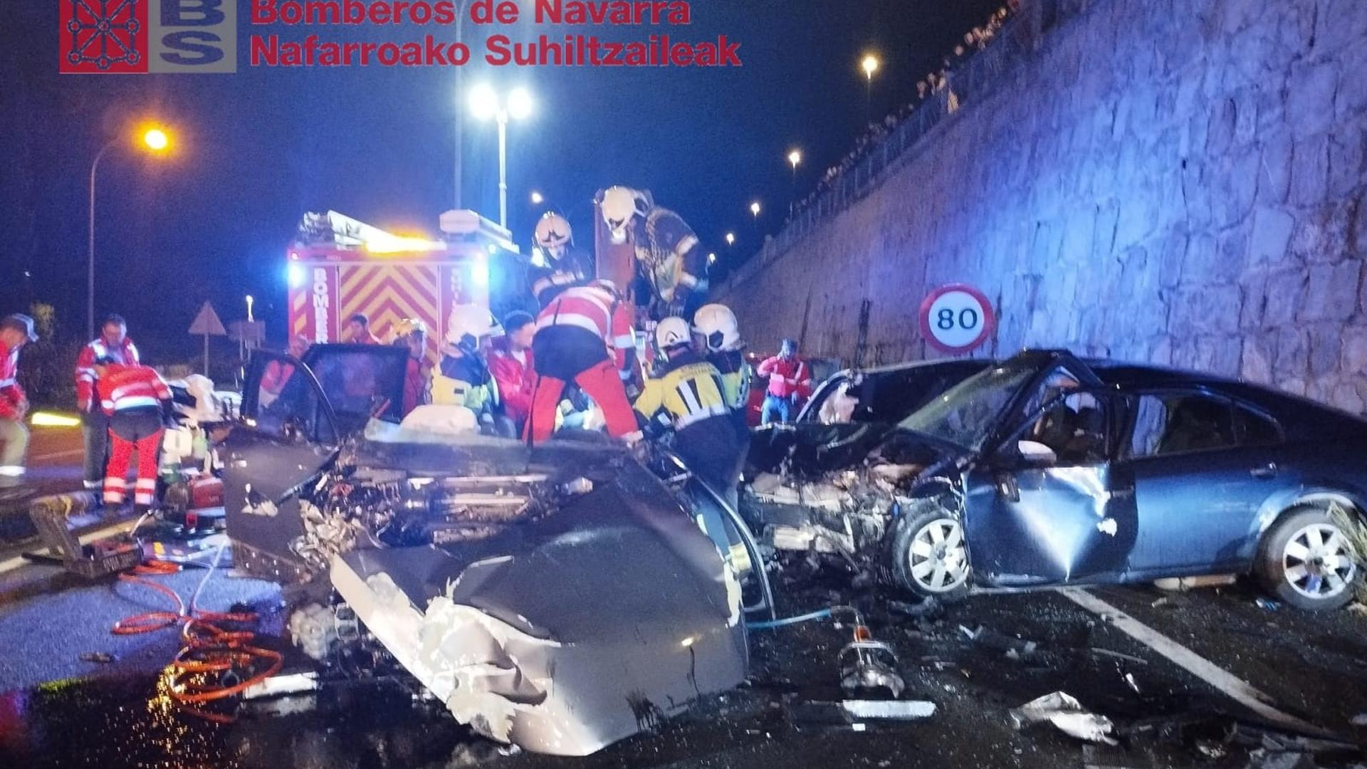 Cuatro personas trasladadas tras una colisión múltiple en Zizur Mayor
