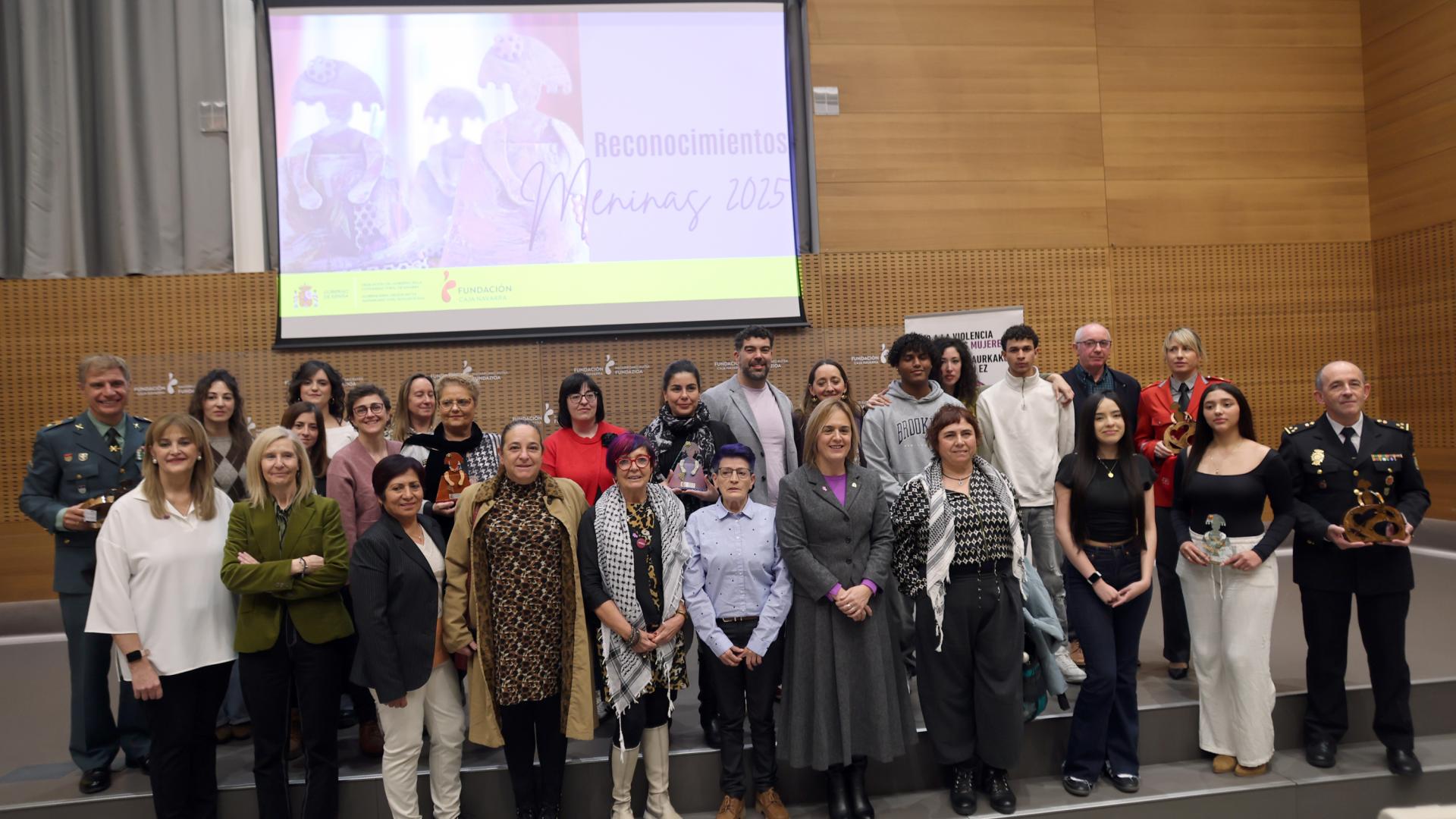 Representantes de las entidades galardonadas con el reconocimiento Meninas 2025.