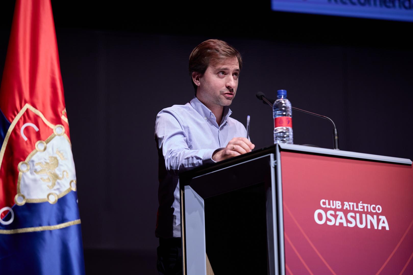 Felipe Esparza habló como presidente de la Comisión de Control Económico