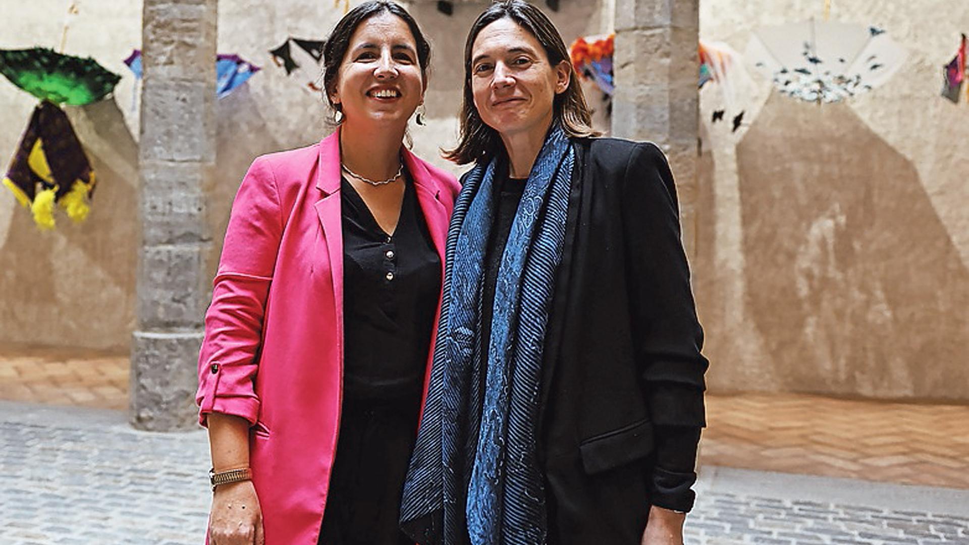 Sheyla Muñoz y Carmen Remírez, contentas con sus premios