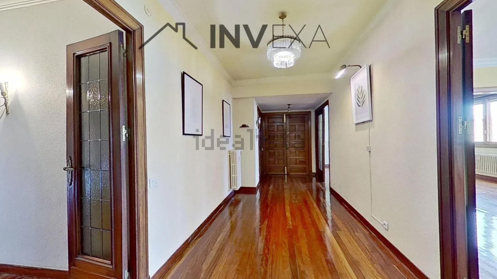 Vestíbulo de entrada a la vivienda