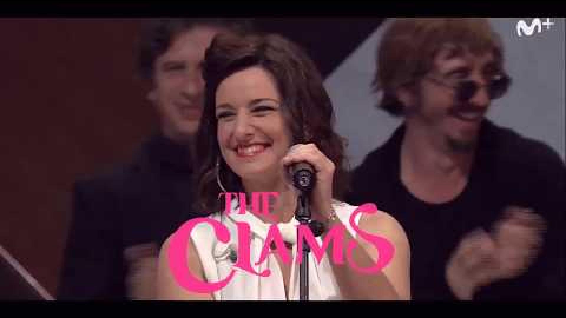 Actuación de The Clams en "El cielo puede esperar", de Movistar.
Con Patricia Conde.