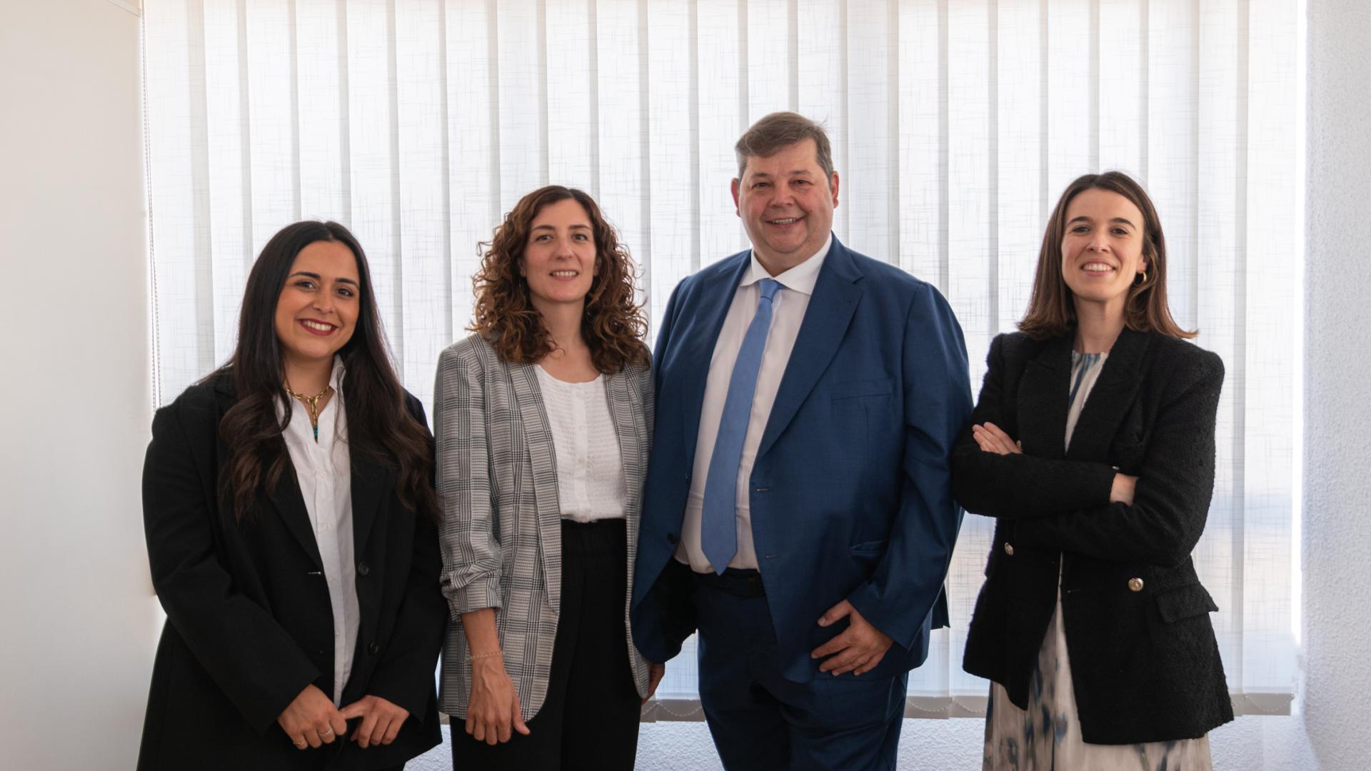 De izquierda a derecha: Oihane Delgado, Oihana Rebolé, Alberto Picón y Maite Aldaz