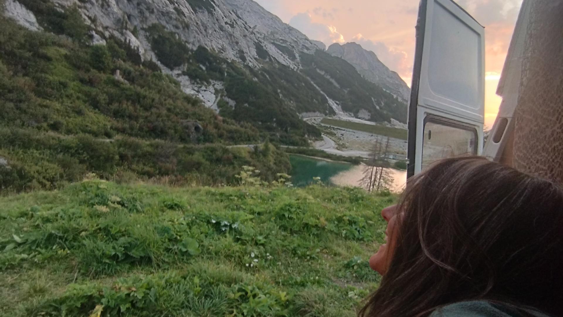 Desde el lago di Fedaia, en Dolomitas, contemplando la Marmolada al atardecer