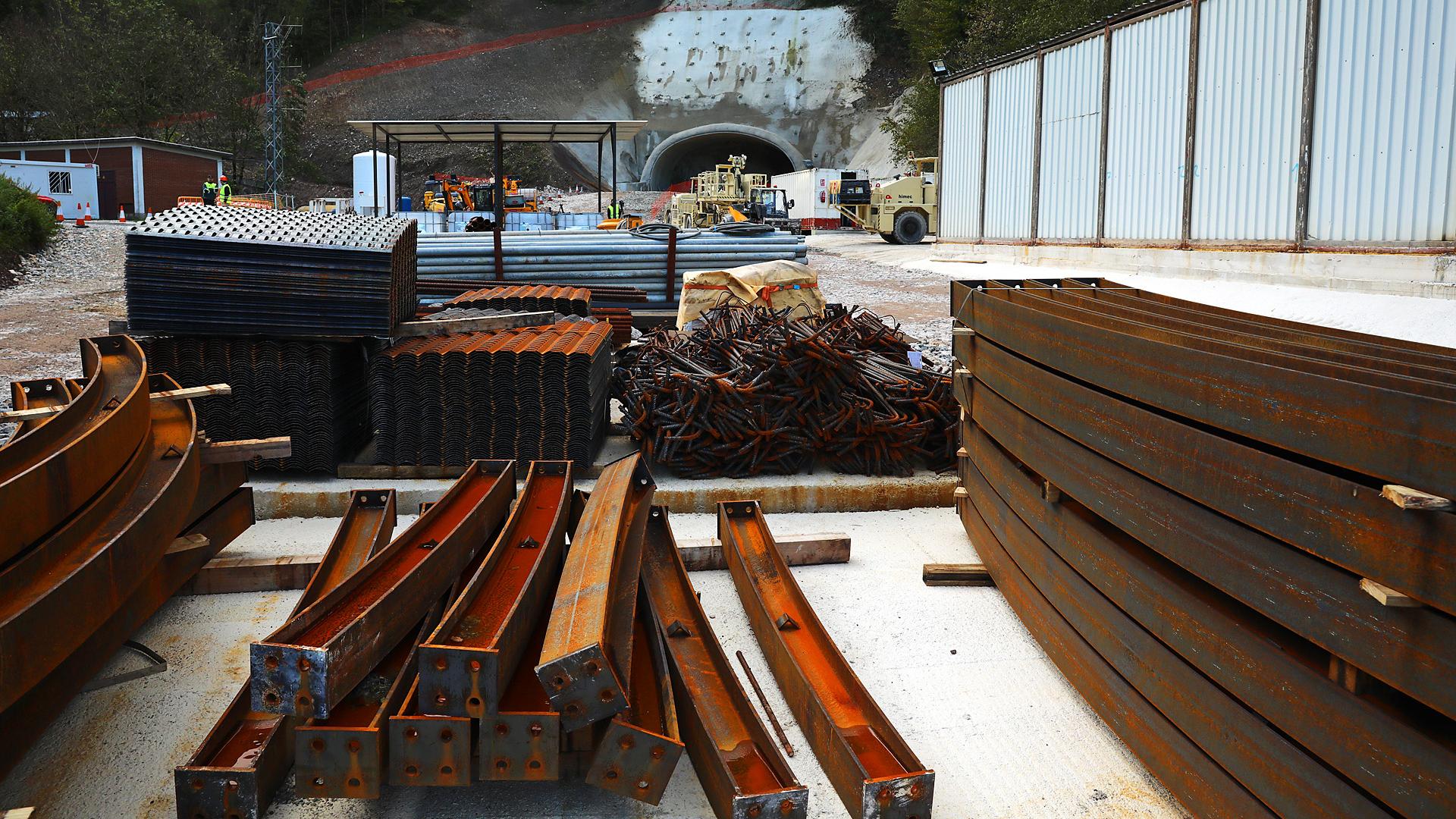 Las cerchas de perfil que se están utilizando en el túnel de Belate