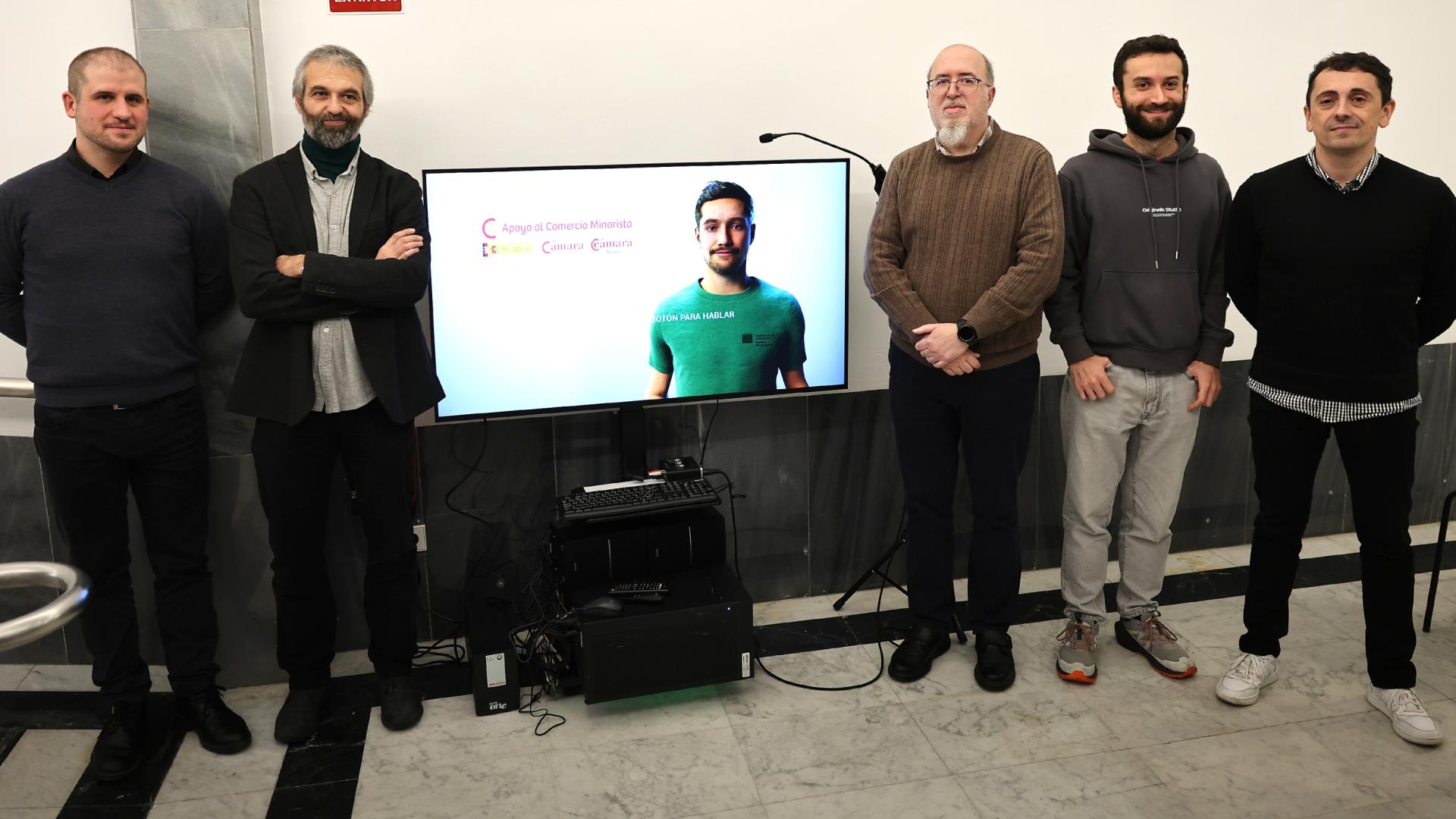 Desde la izda., Carlos Andrés, Iñaki Puncel, ‘Tendo’, Carlos Albillo, Mario Azcona y Gorka Azpíroz.