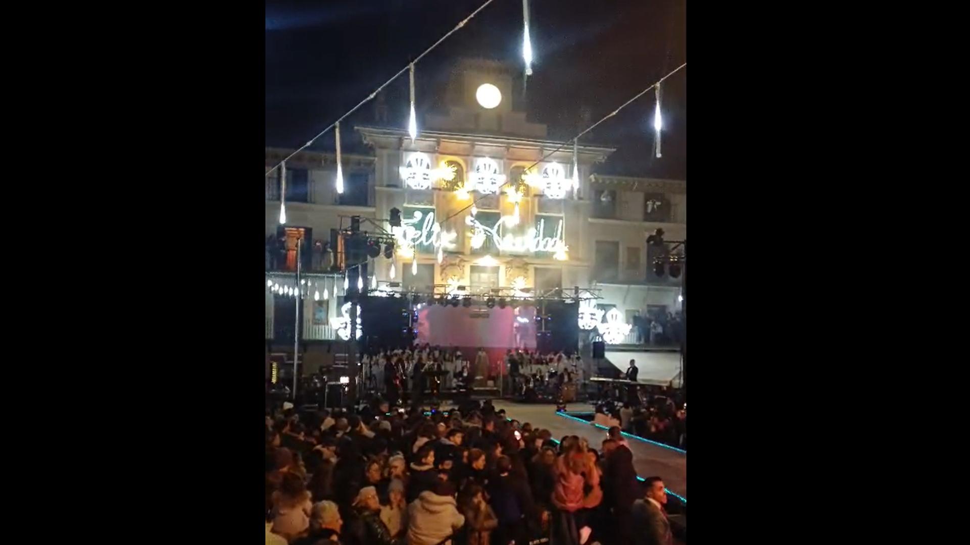 Las luces de Navidad ya brillan en Tudela
