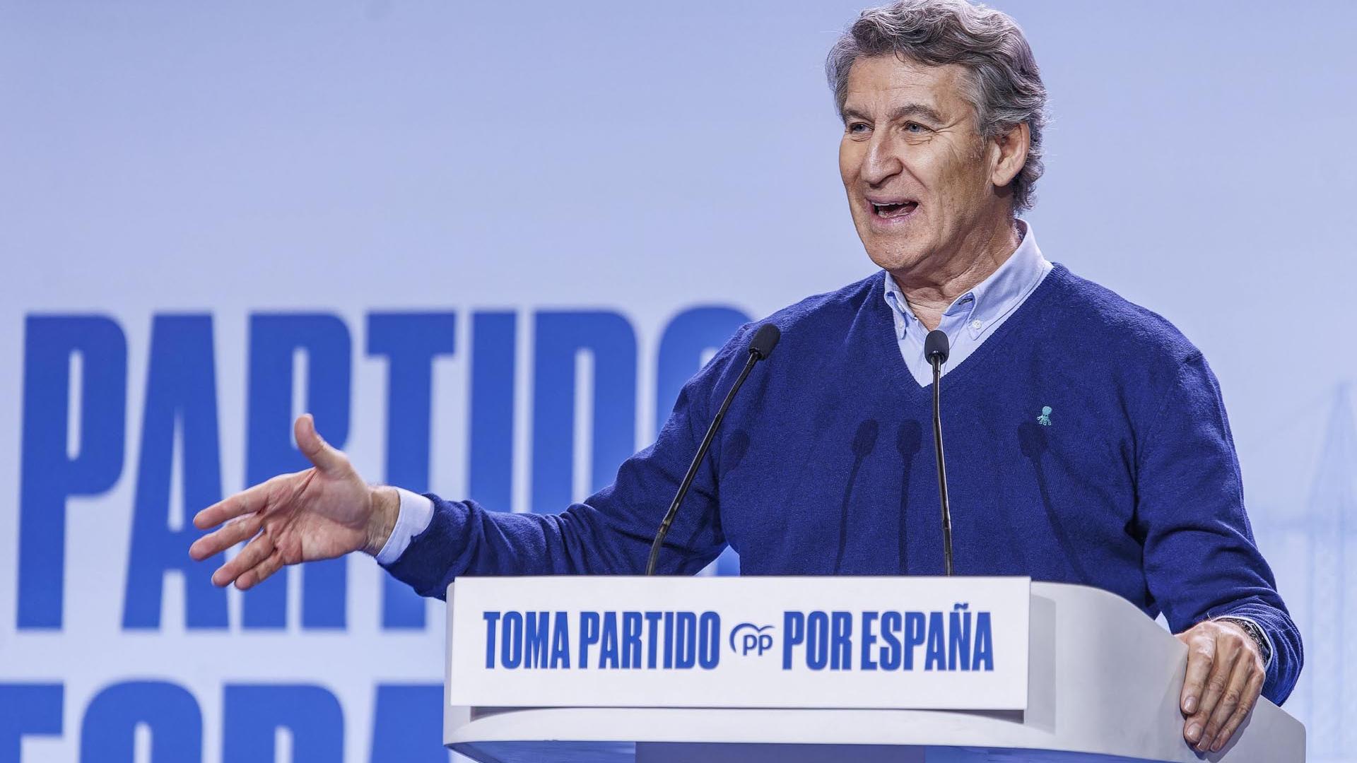 El presidente del Partido Popular, Alberto Núñez Feijóo, participa en el II Foro de Grandes Ciudades, un foro con alcaldes de ciudades gobernadas por el PP