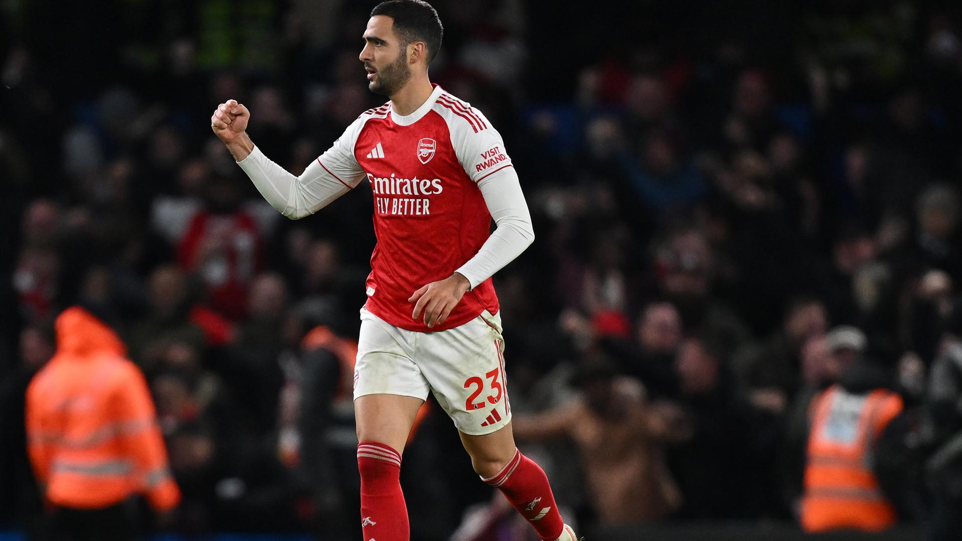 Mikel Merino celebra su gol frente al Chelsea