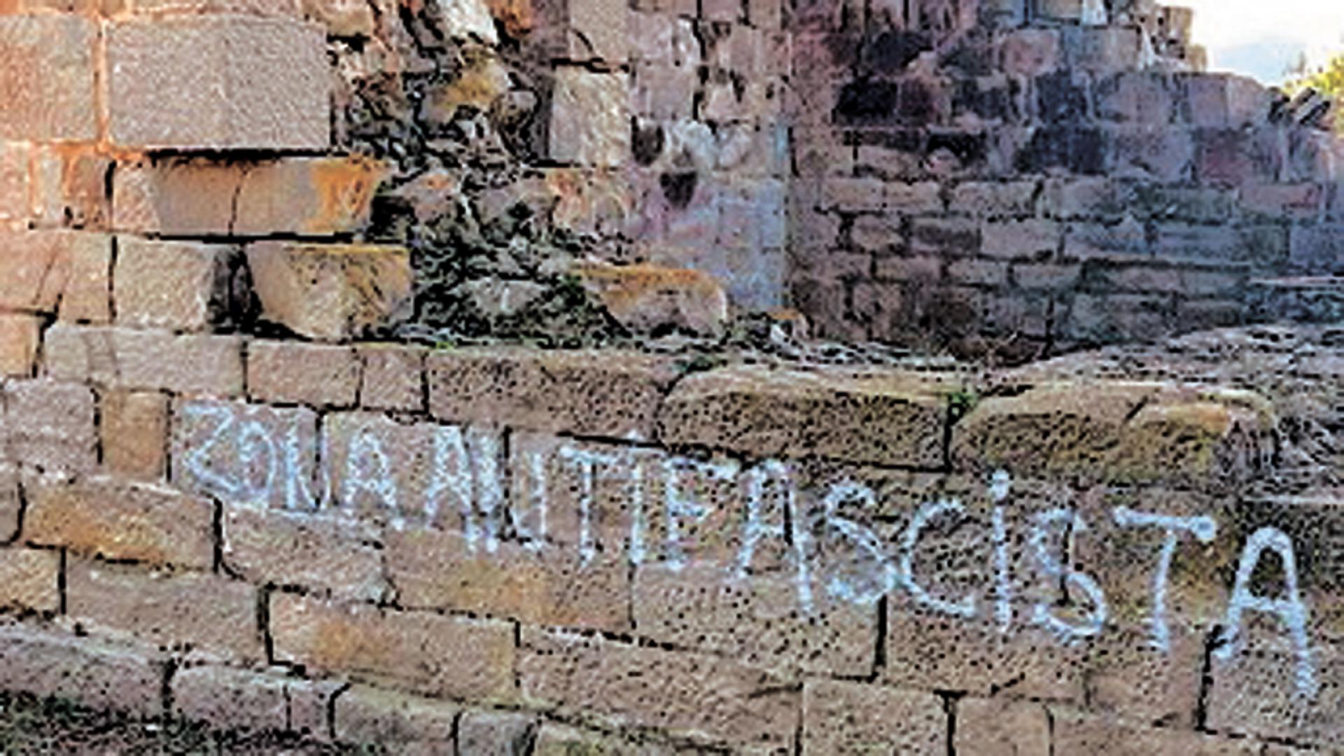 Pintadas en la torre