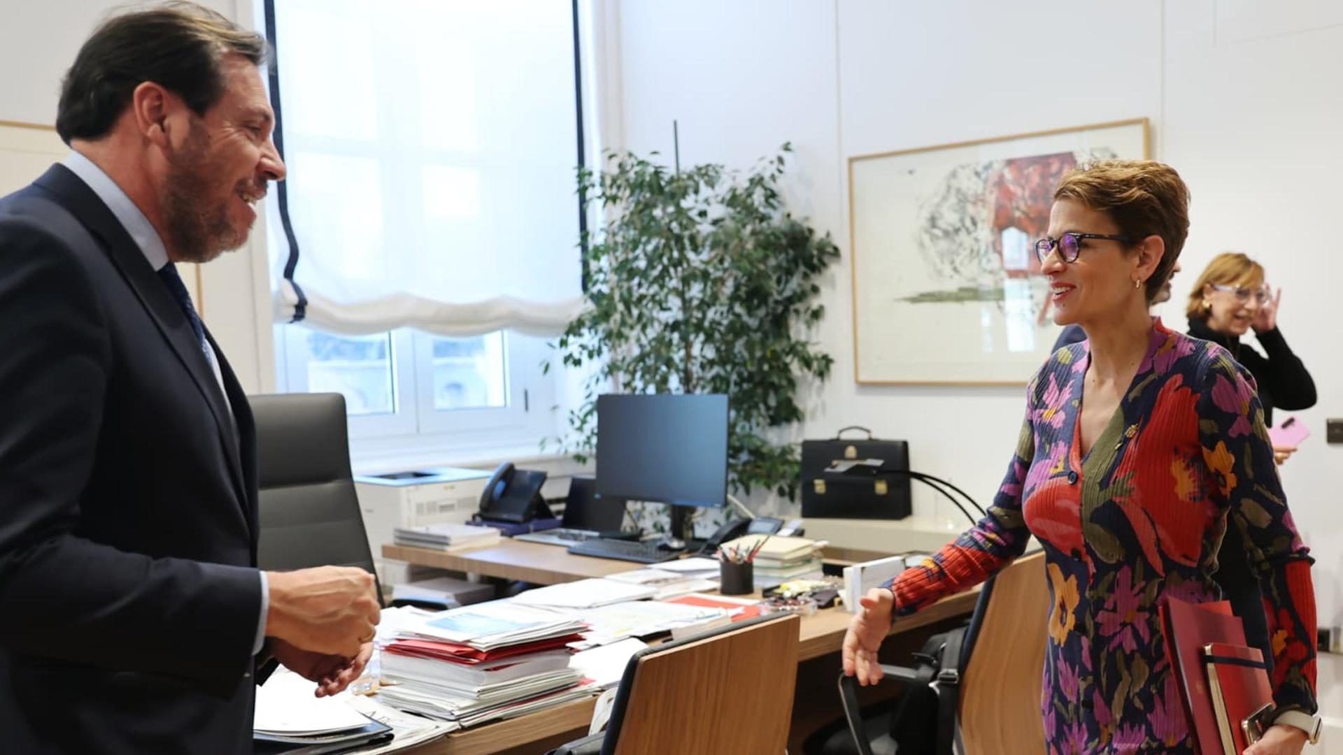 Reunión entre la Presidenta Chivite y el ministro Puente