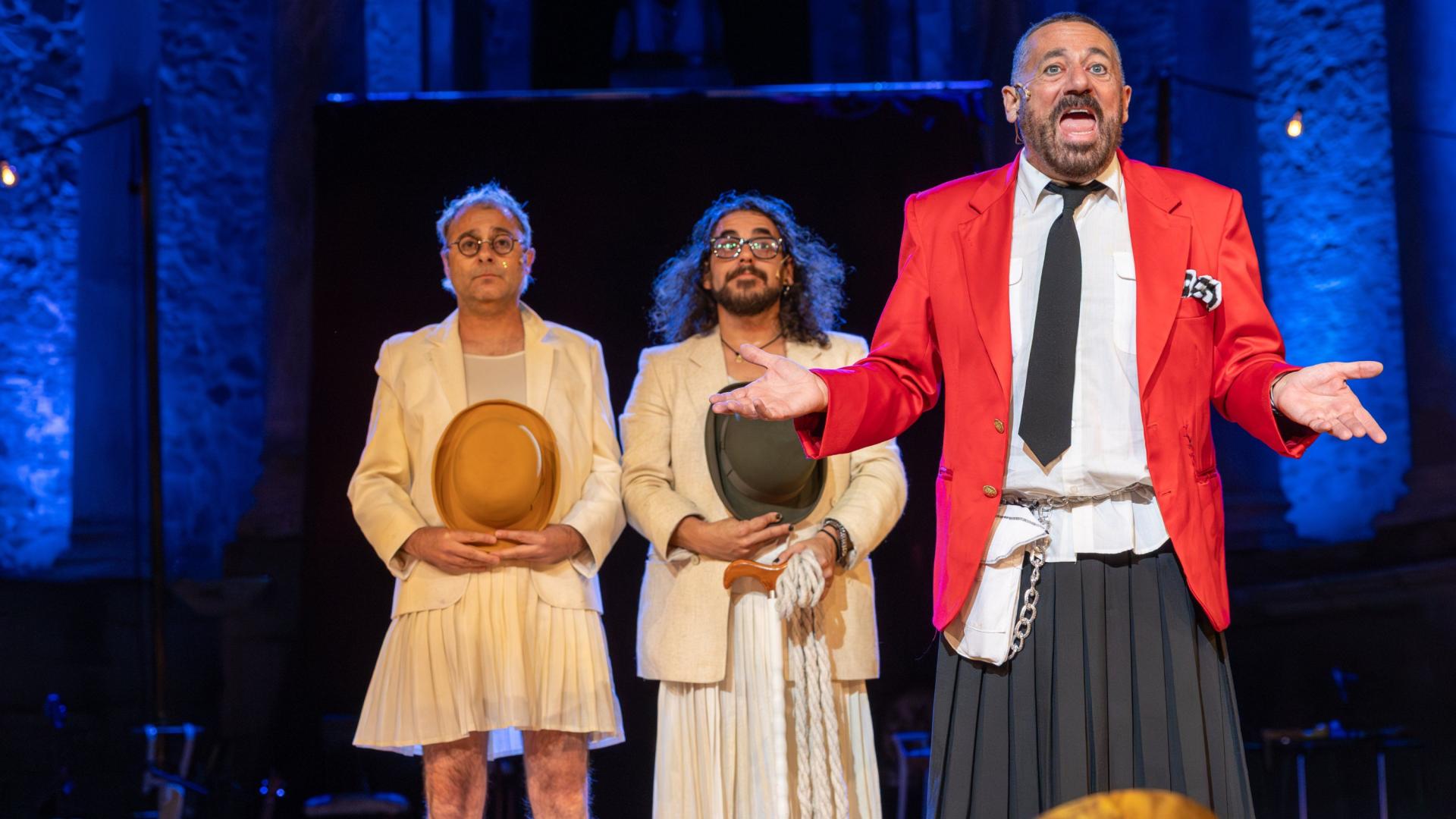 Pepón Nieto, a la derecha, en una escena de 'Los hermanos'