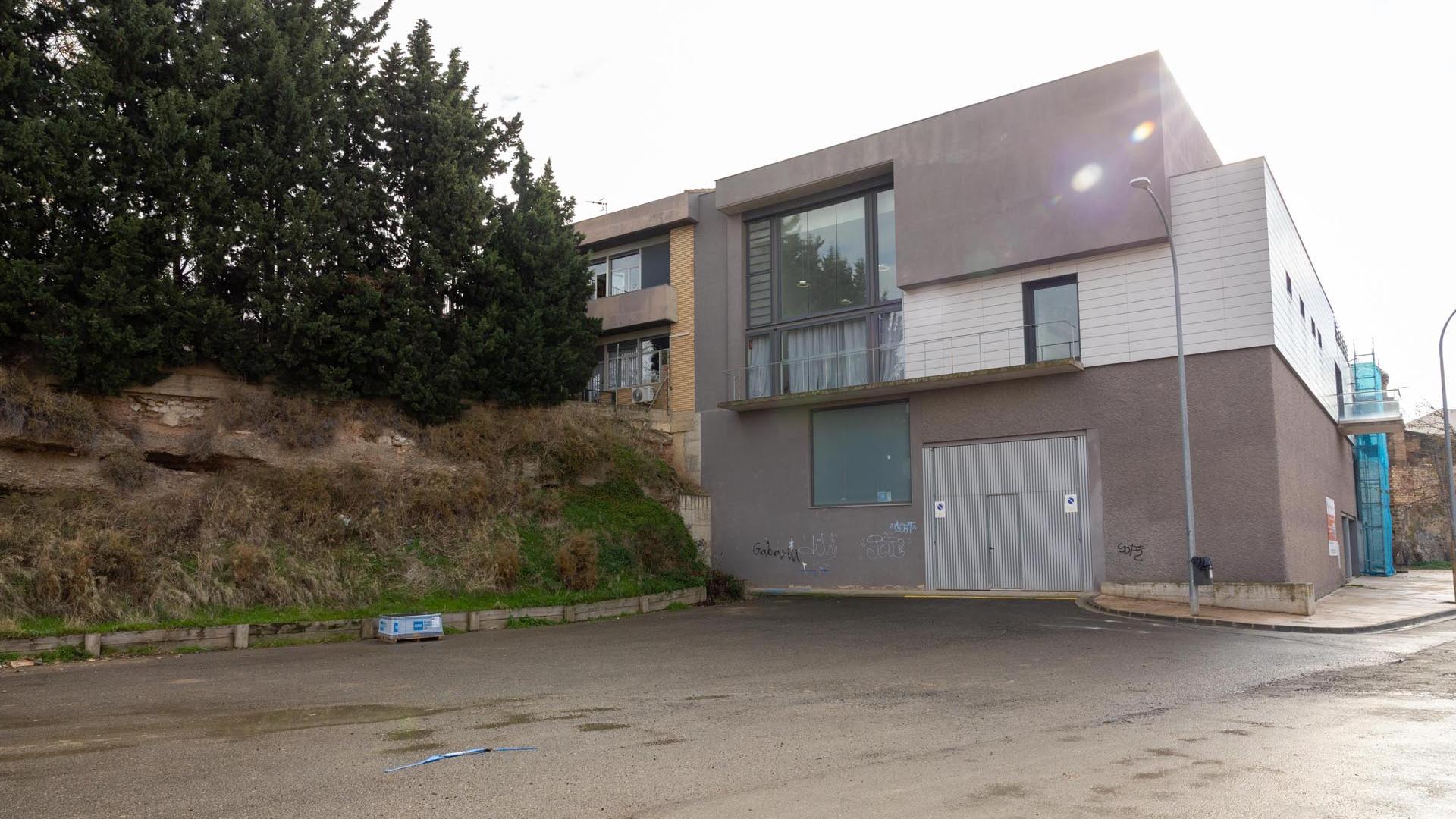 Imagen del solar ubicado junto al Centro de Día de Ribaforada donde se levantará la futura residencia