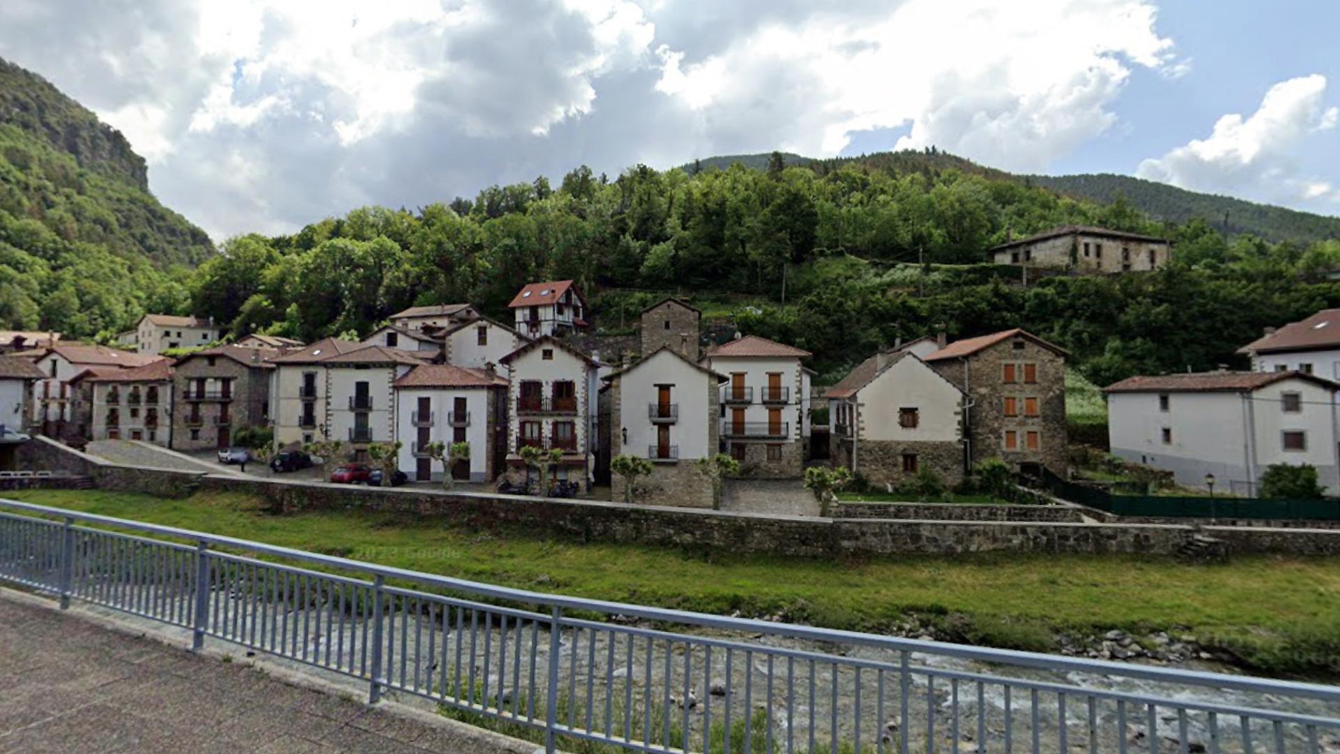 Vista de Urzainqui desde la carretera