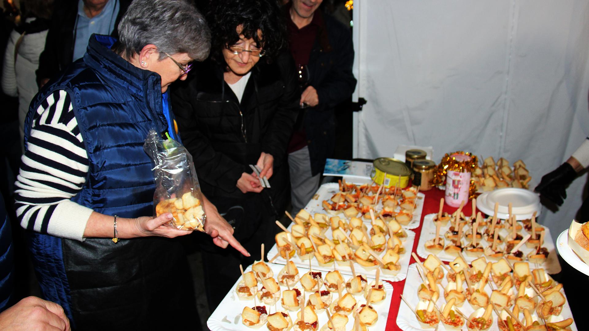 Imagen de algunos de los pinchos ofrecidos durante la feria de cofradías