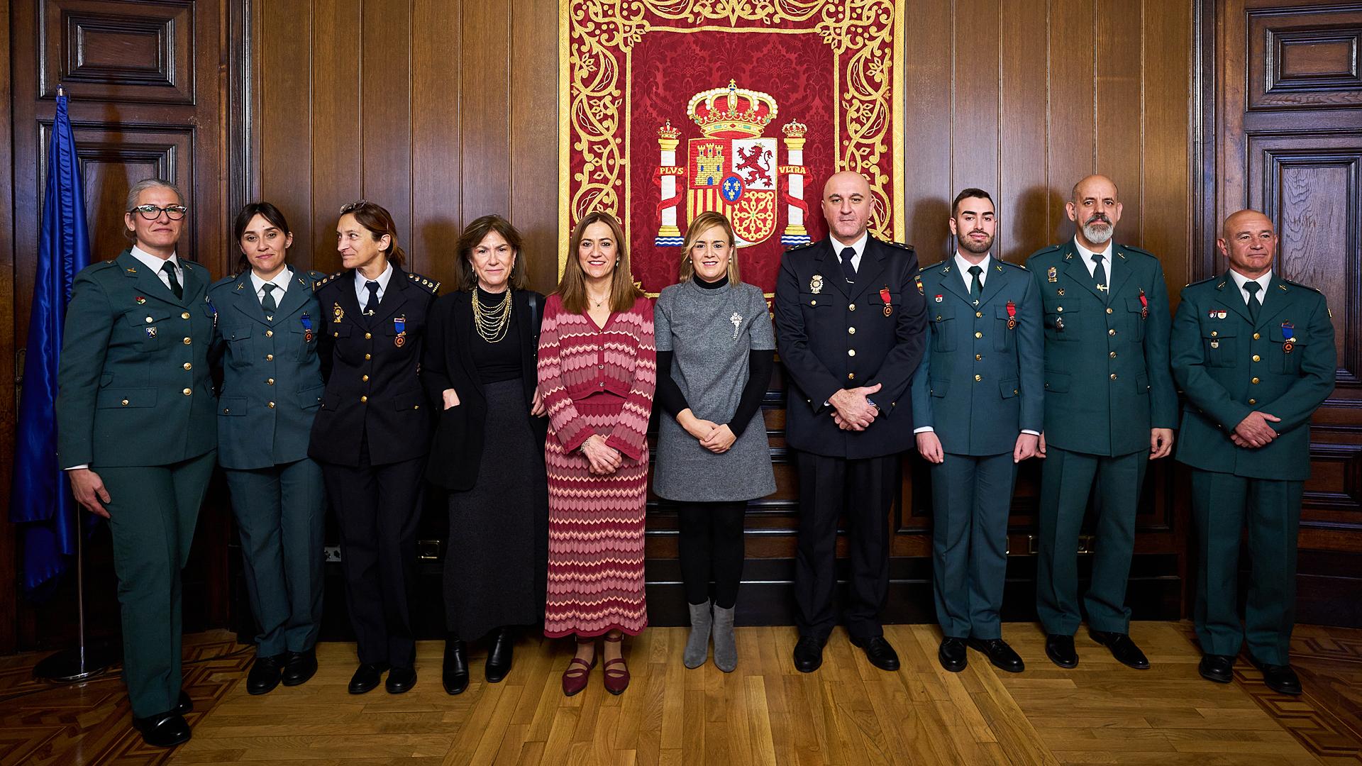 Los agentes de la Guardia Civil y de la Policía Nacional reconocidos