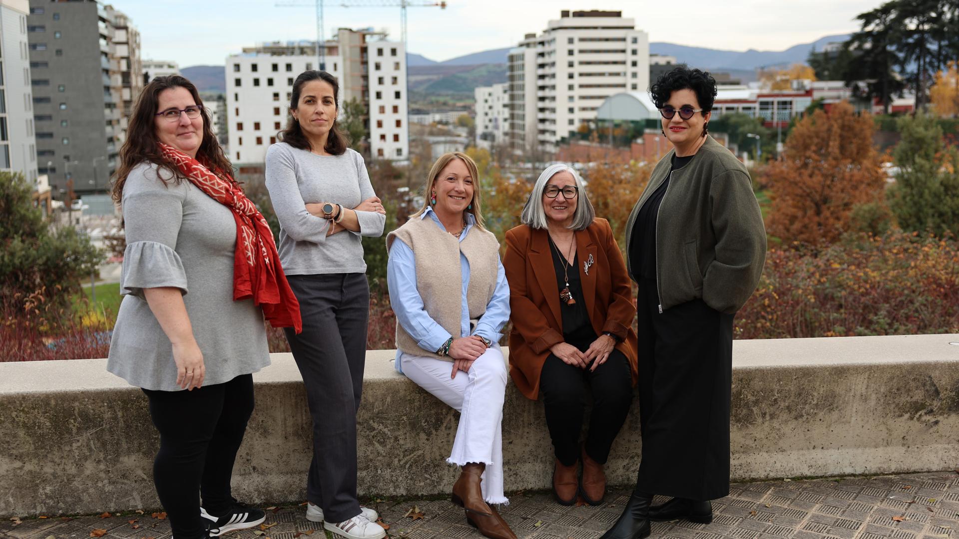 De izda a dcha: Ainara Duque, María Sola, Iranzu Ostolaza, Mariluz Sanz y Silvia Saldaña.