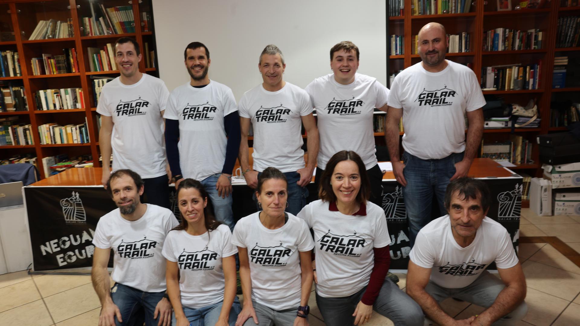 Organizadores y voluntarios presentes este miércoles 10 de diciembre en la presentación de la renovada Galar Trail en Esquíroz