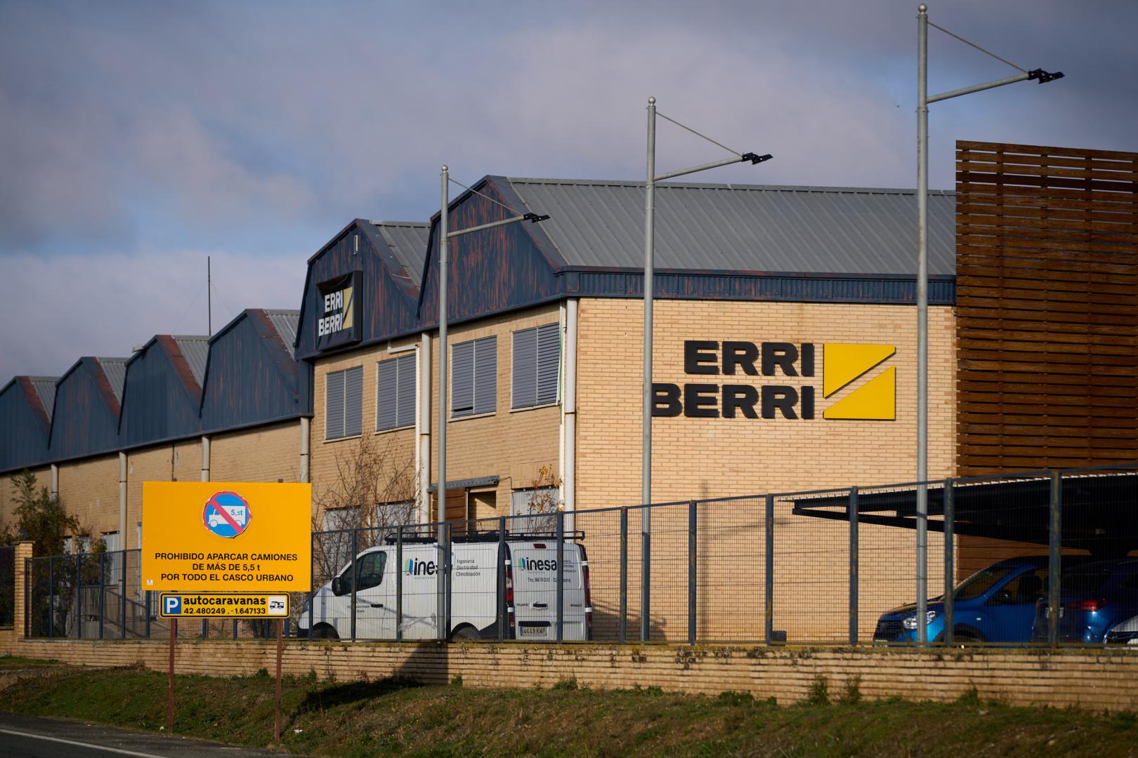 Las naves de la constructora Erri Berri En Olite (Navarra)