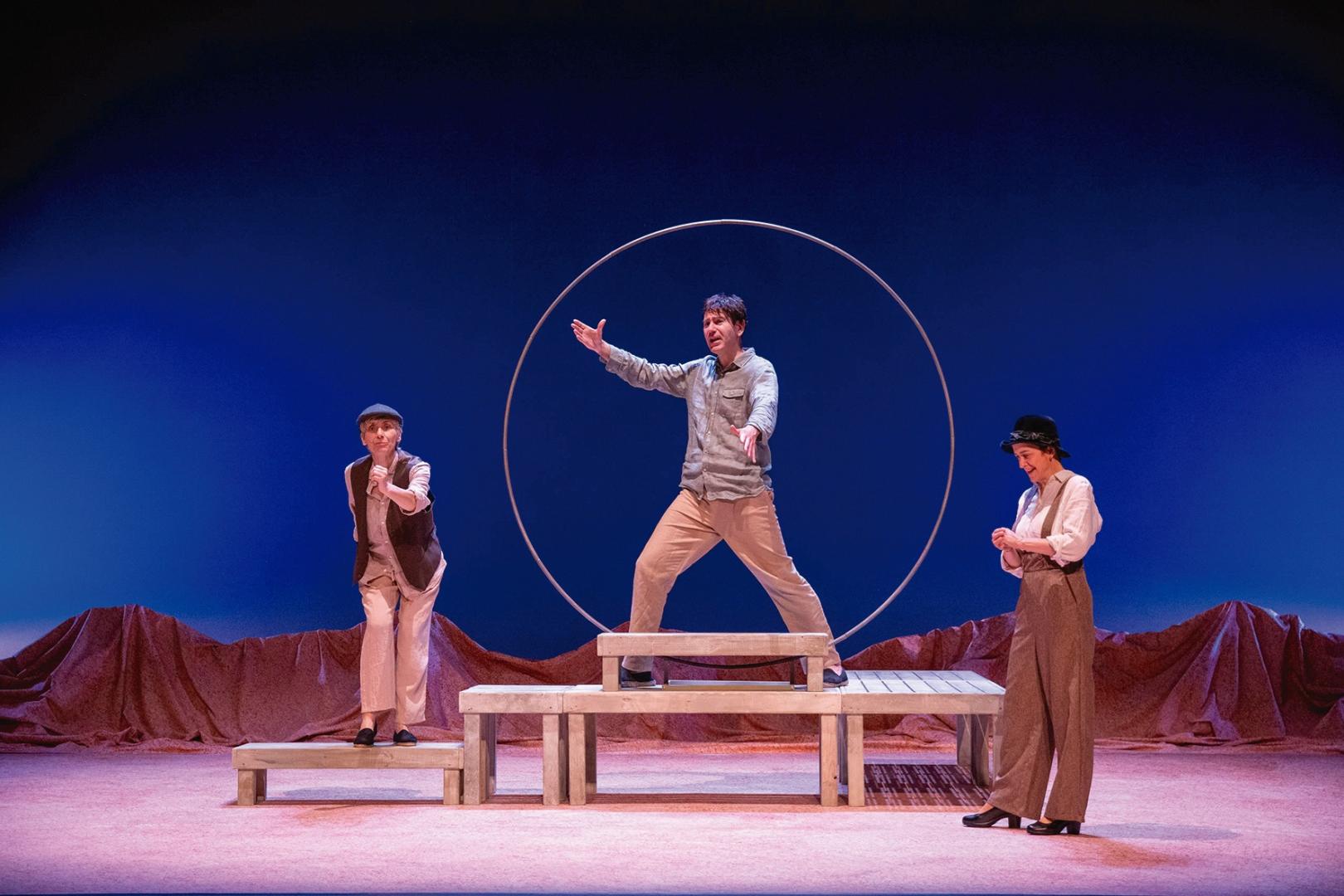 'El hombre aro y la chica que buscaba a Lorca', teatro en la ENT.