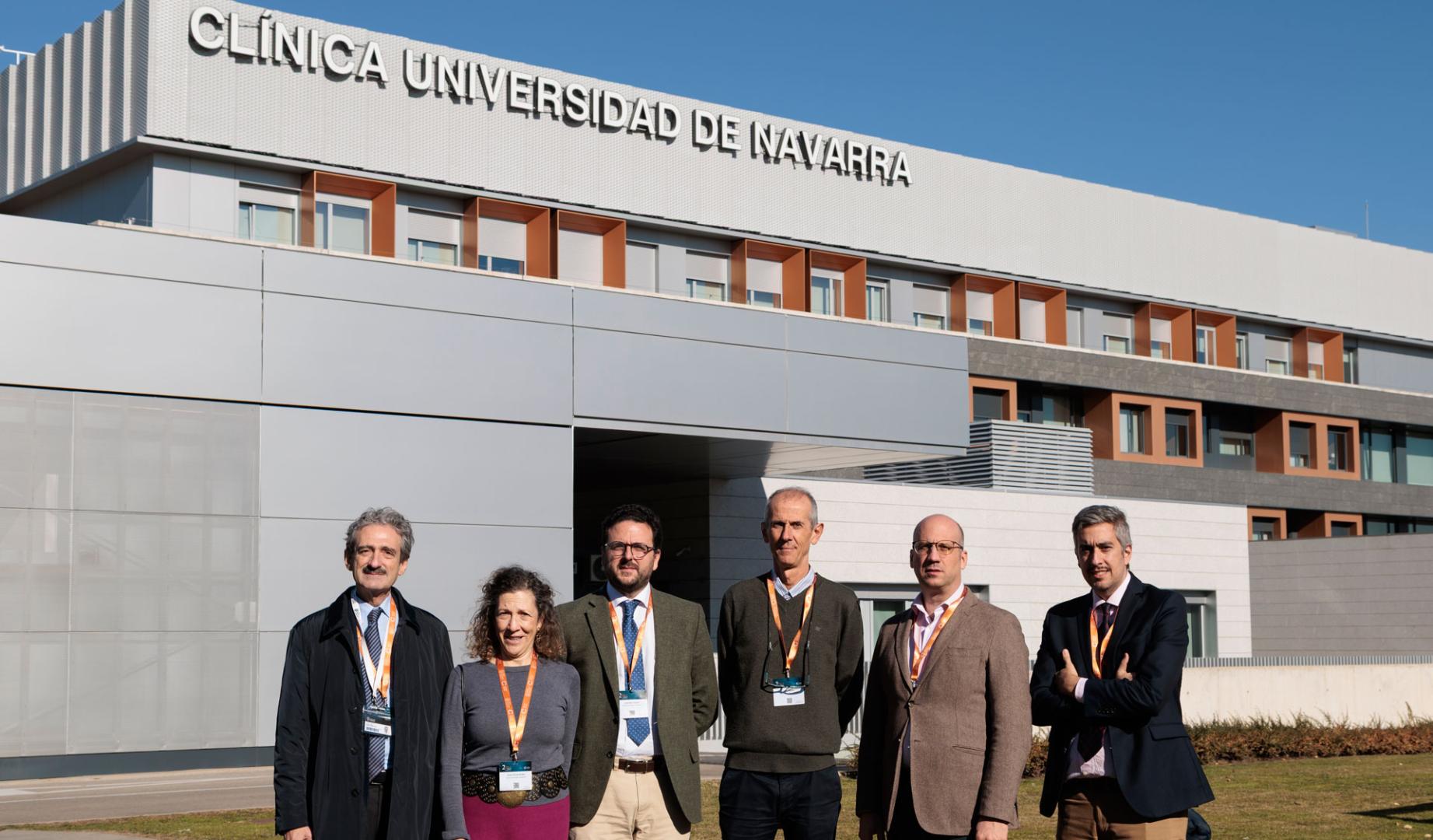 Los doctores Bruno Sangro, Sandra Hervás-Stubbs, Josepmaria Argemí, Pablo Sarobe, Mariano Ponz e Ignacio Matos, responsables de la II Jornada de Inmunoterapia del Cáncer Hepático organizada por el CCUN.