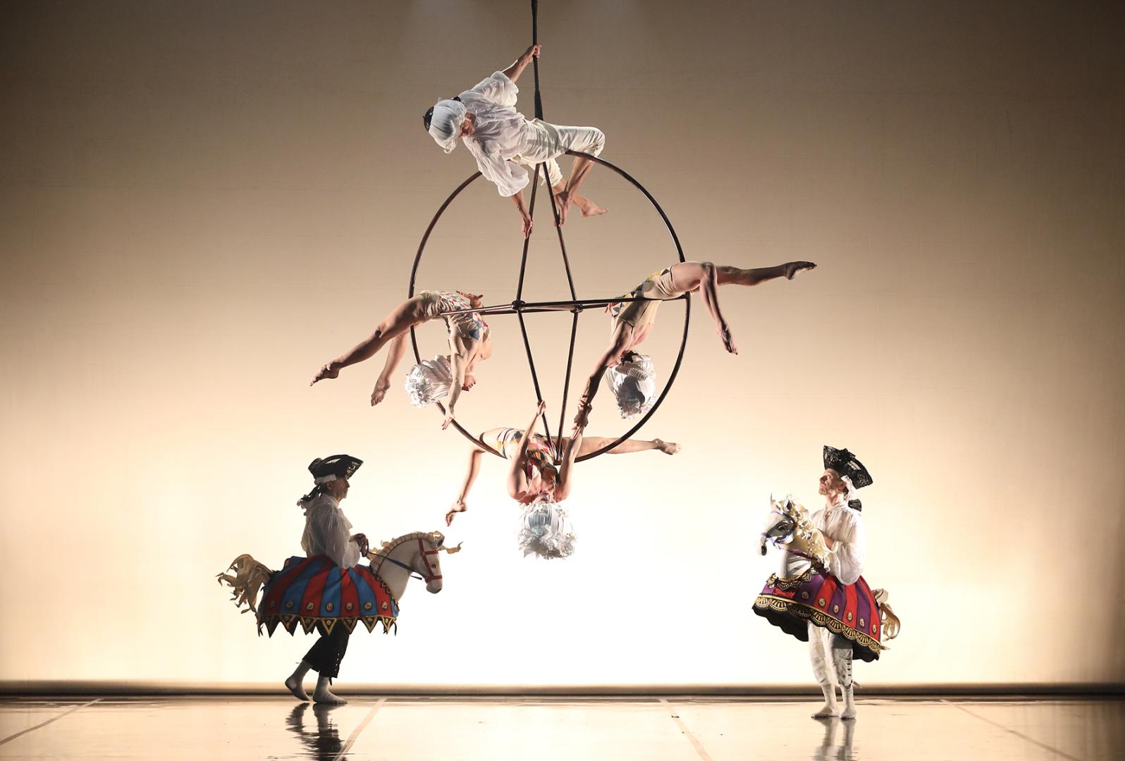 El circo de Finzi Pasca, hoy en Baluarte.