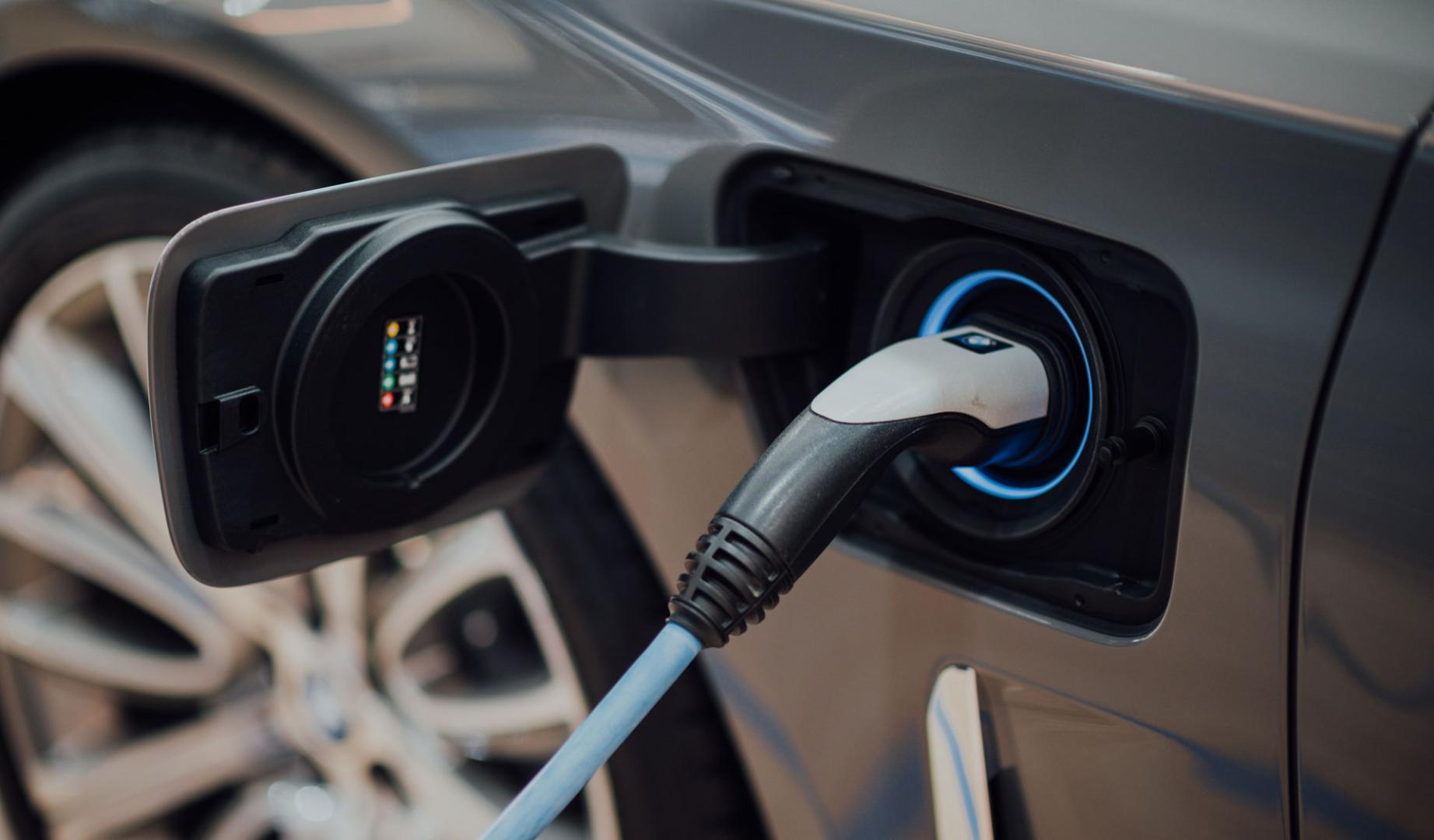 Imagen de un cargador de un coche eléctrico