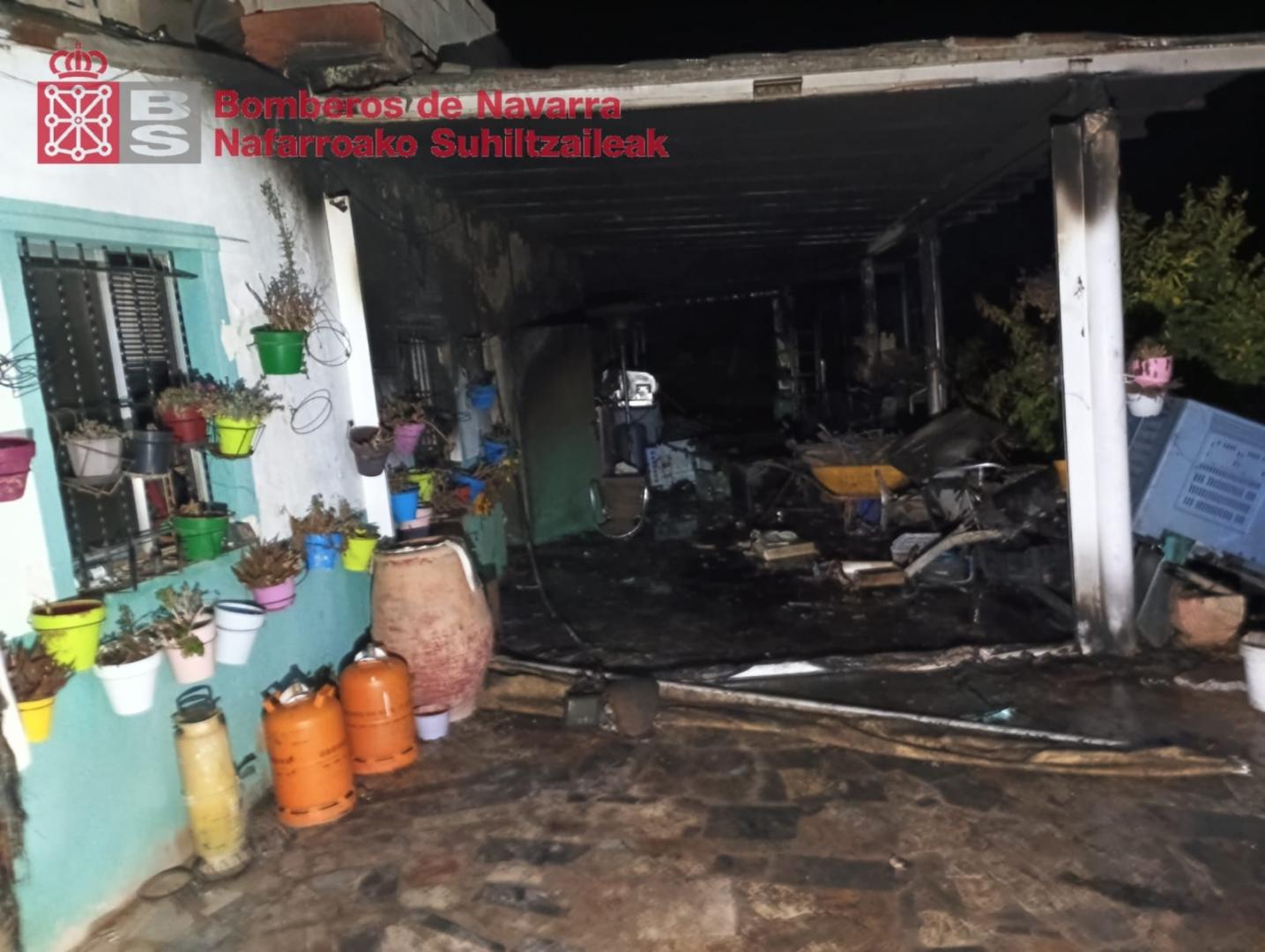 Un trasladado por quemaduras en un incendio de una caseta de huerta en Tudela