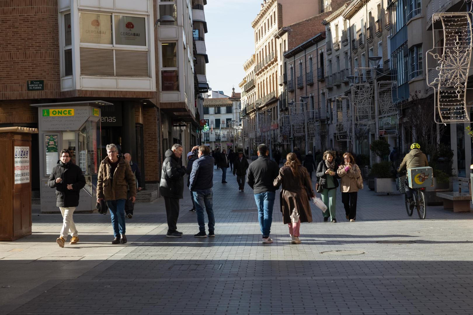 Imagen de la céntrica calle Gaztambide-Carrera de Tudela, una de las vías comerciales más importantes de la capital ribera