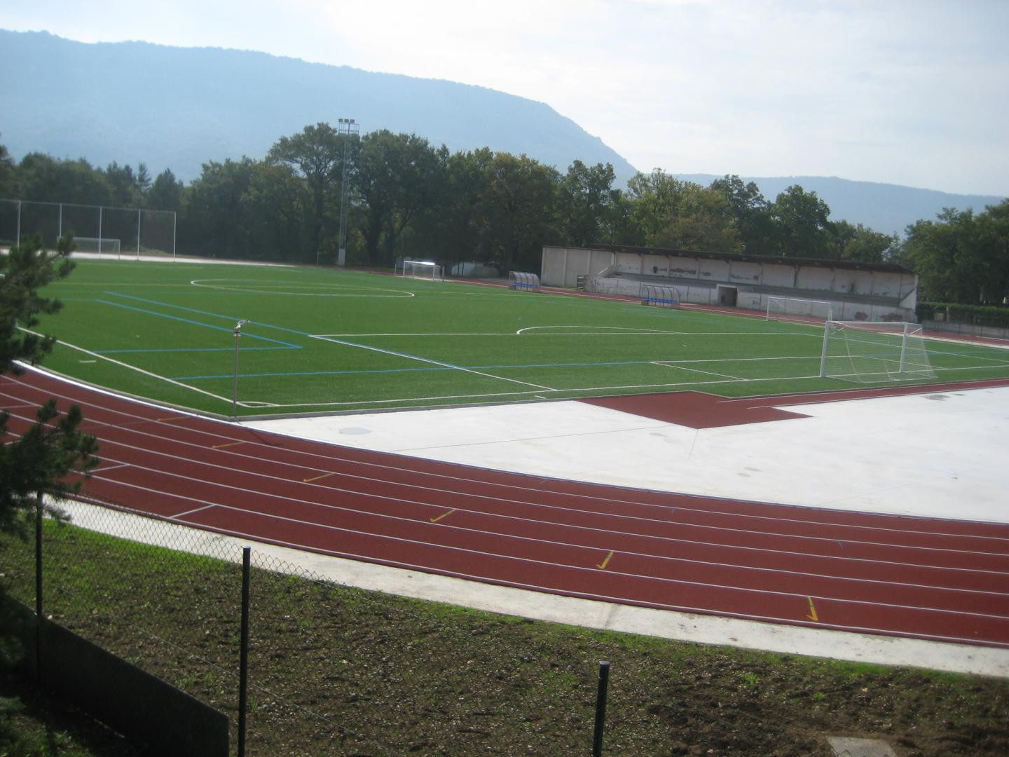 Imagen del campo de fútbol de Dantzaleku, en cuyas proximidades se baraja la habilitación de una pista de patinaje y ciclismo.