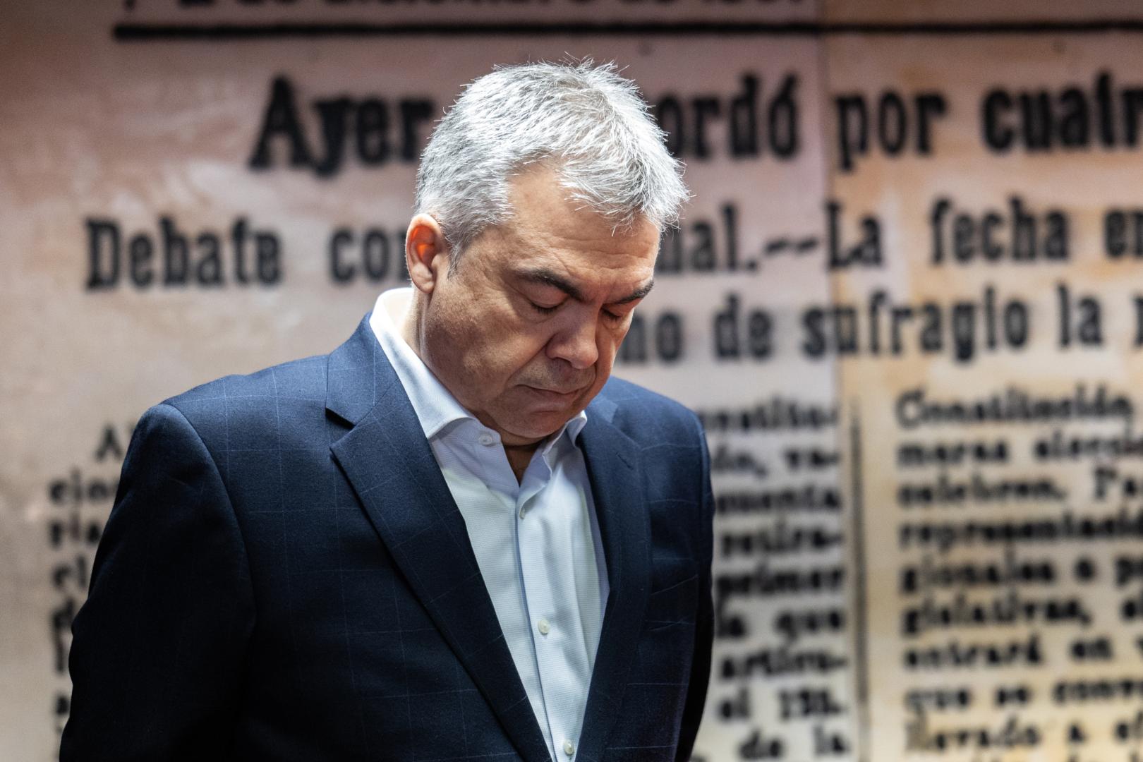 Santos Cerdán, antes del inicio de la comisión del Senado del pasado miércoles 17 de diciembre