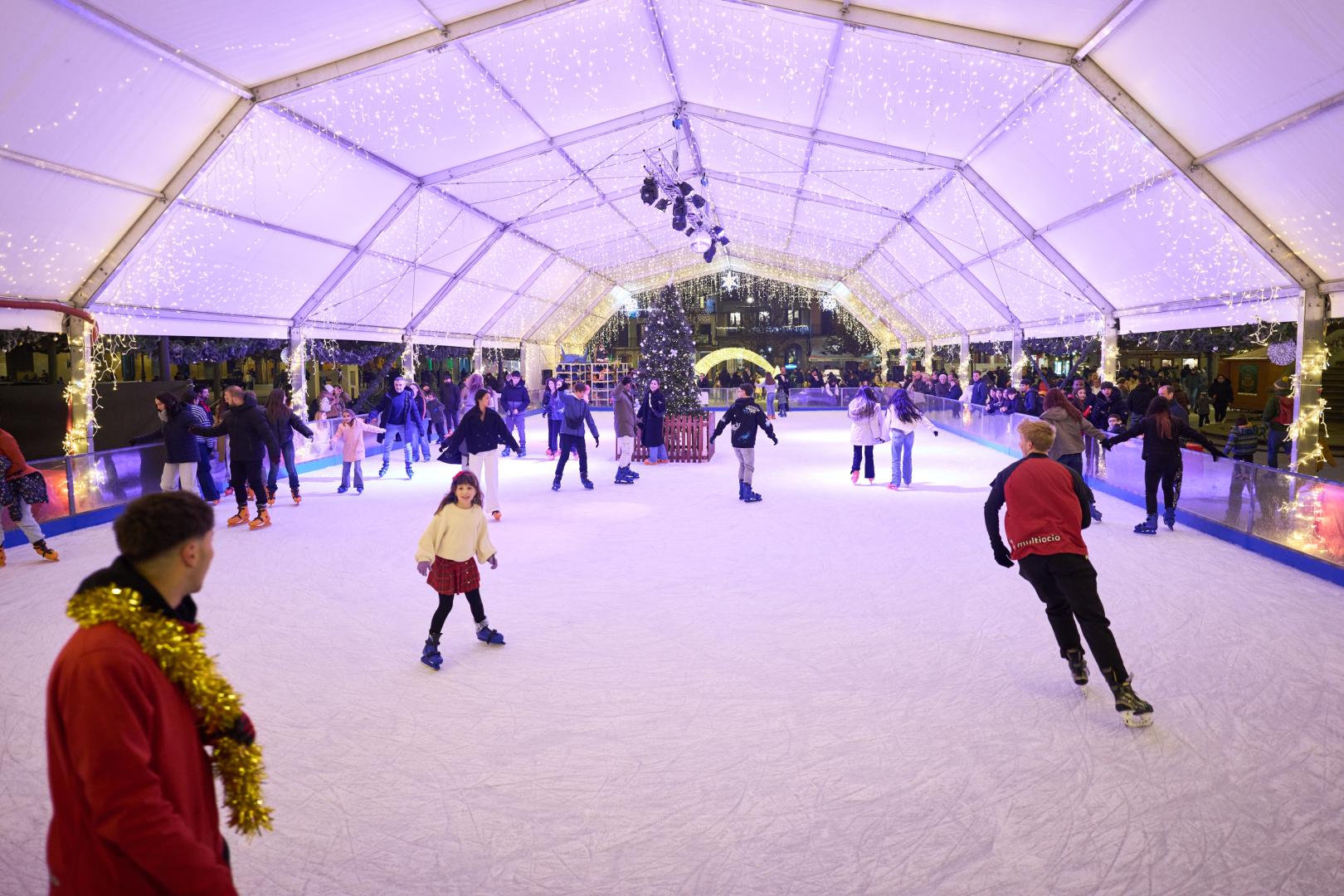 PISTA DE HIELO DE LA PLAZA DEL CASTILLO